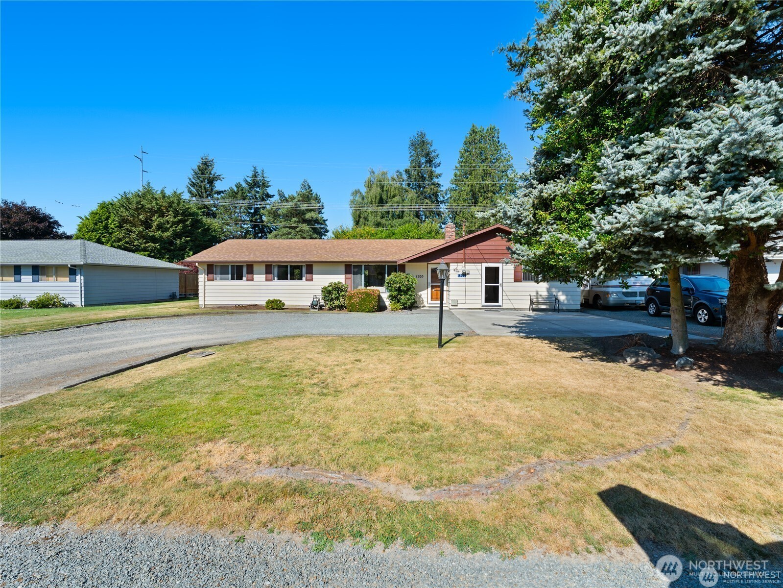 1205 S Walnut Street Property Photo
