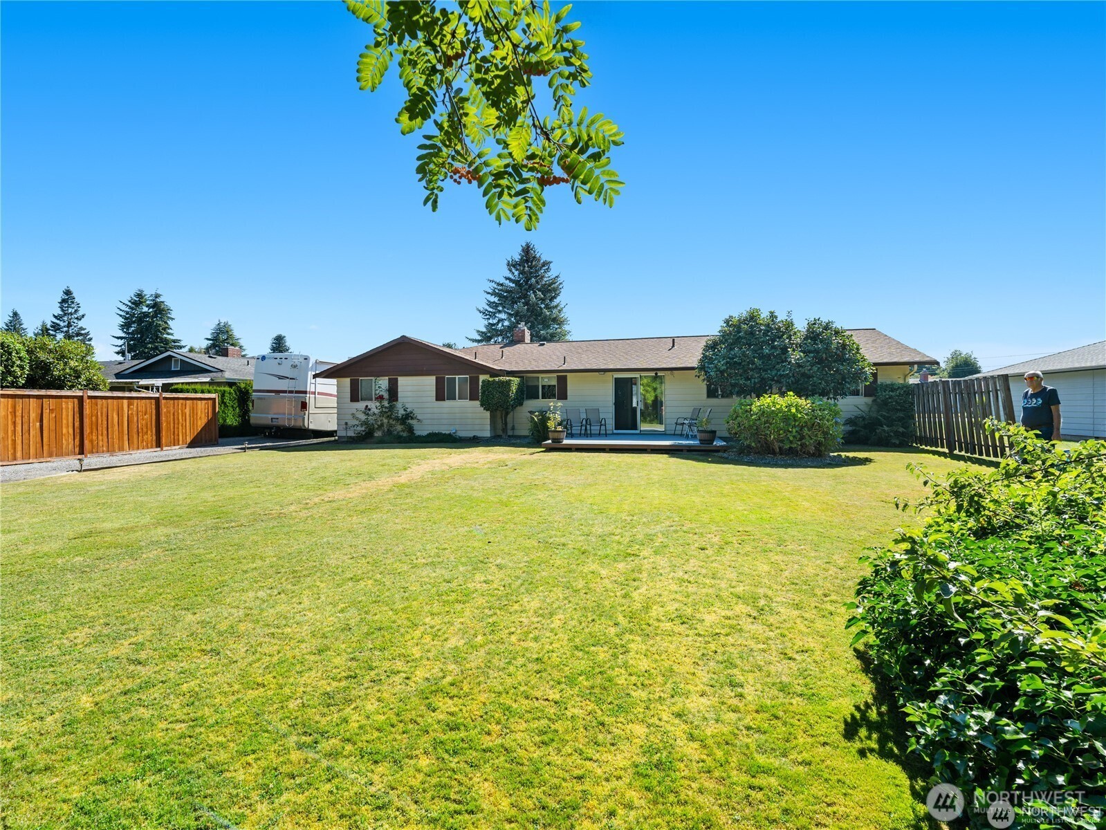 1205 S Walnut Street Property Photo 6