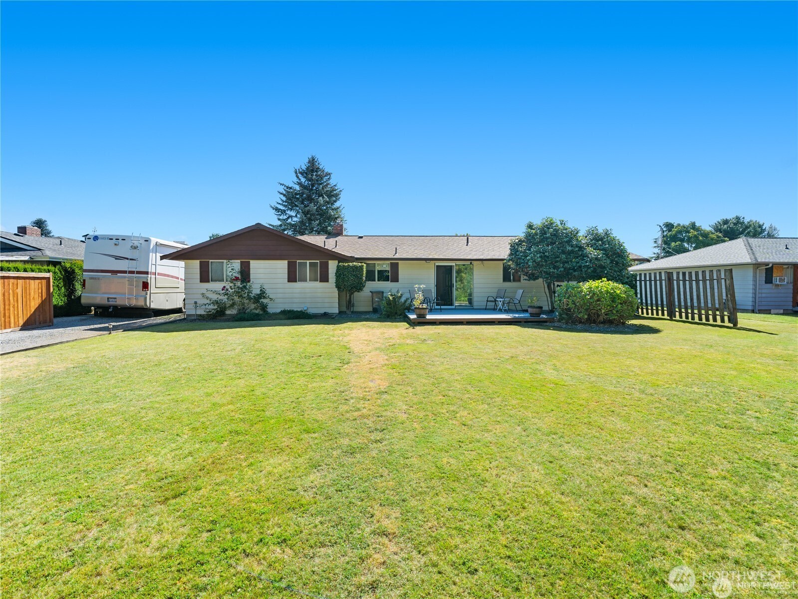 1205 S Walnut Street Property Photo 7