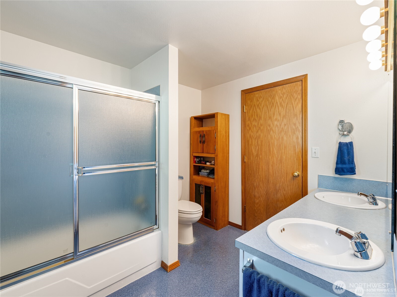 1205 S Walnut Street Property Photo 23