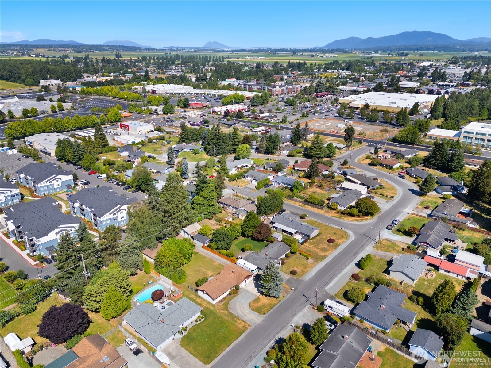 1205 S Walnut Street Property Photo 39