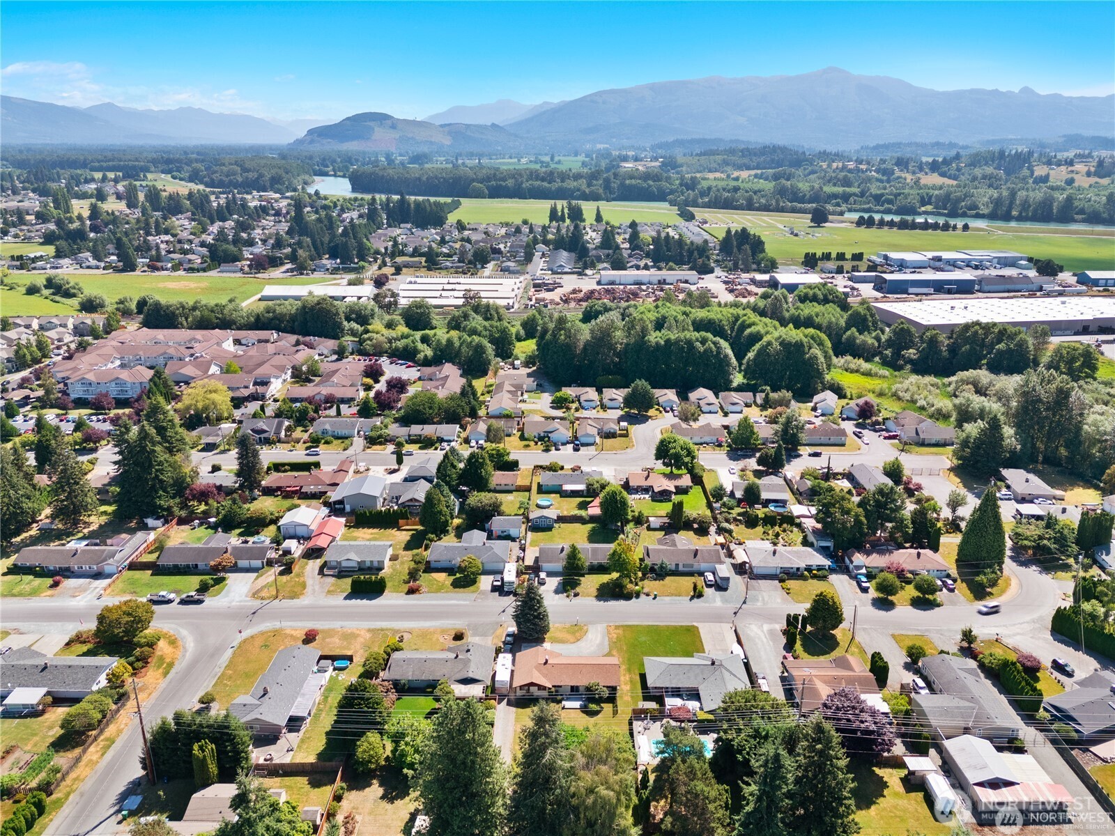 1205 S Walnut Street Property Photo 40