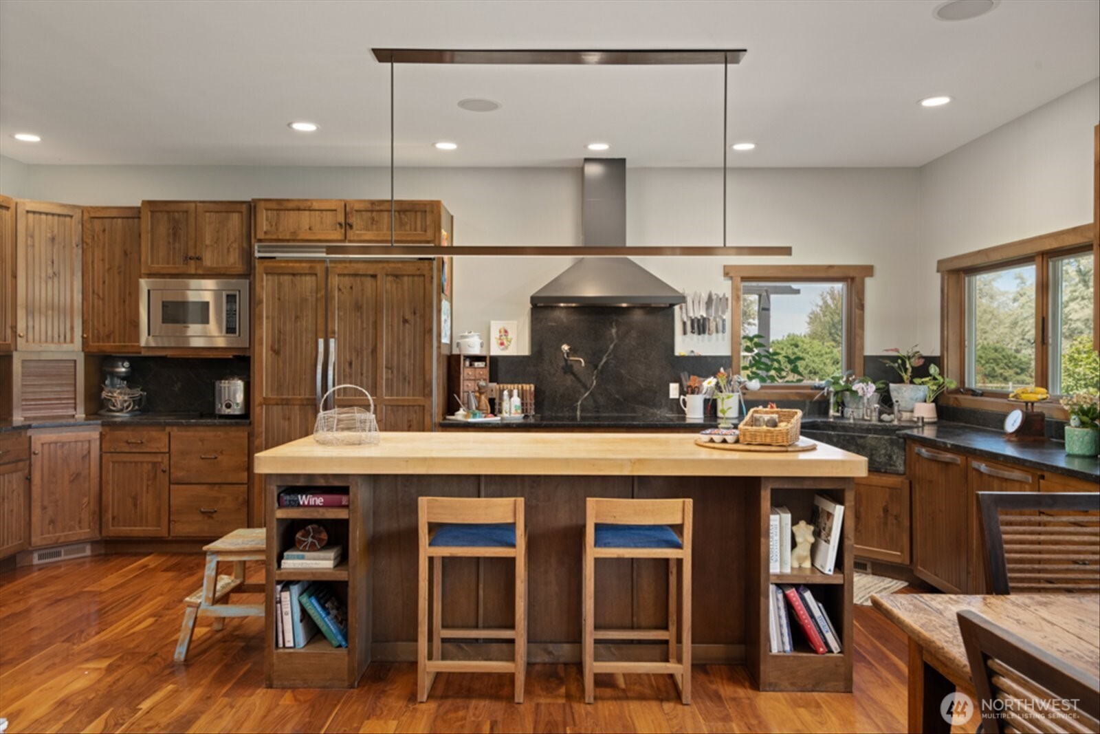 90705 N Yakima River Drive Property Photo 9