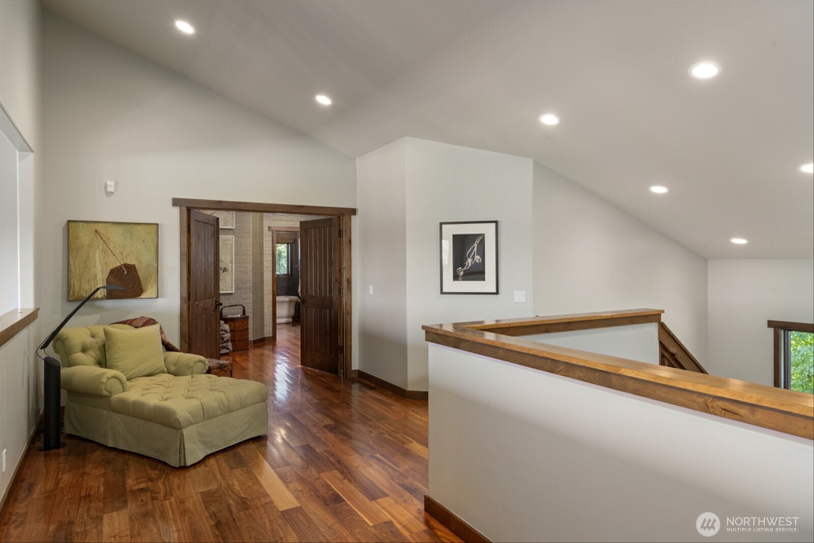 90705 N Yakima River Drive Property Photo 16