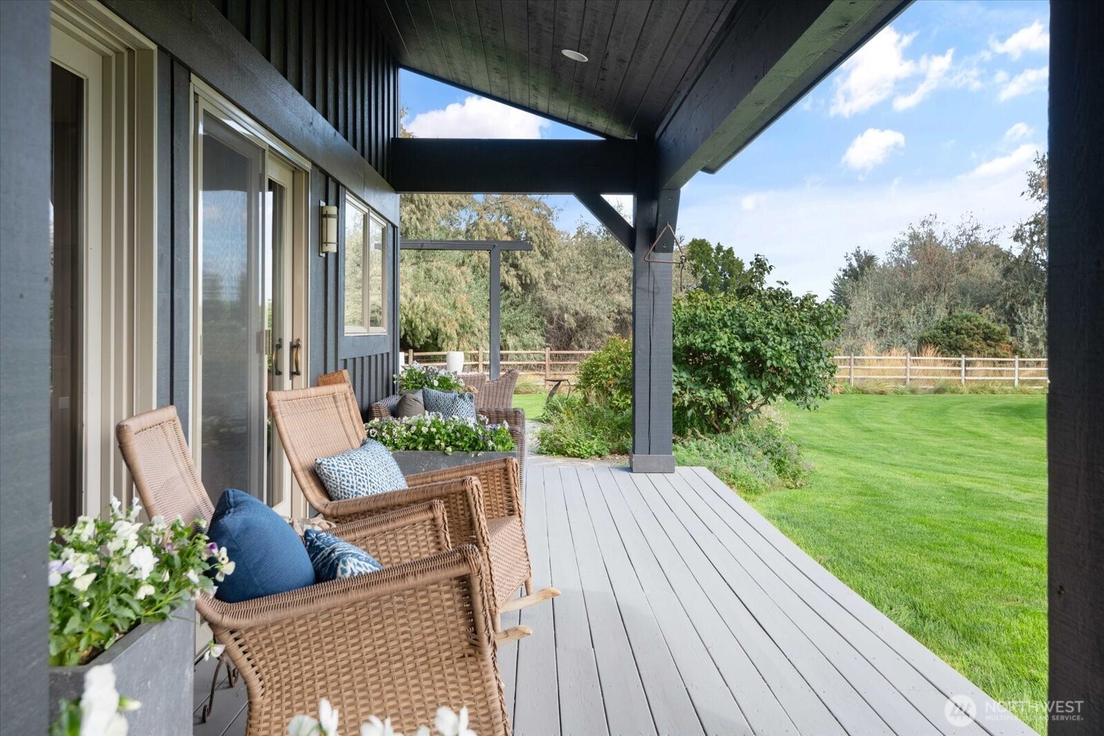 90705 N Yakima River Drive Property Photo 34