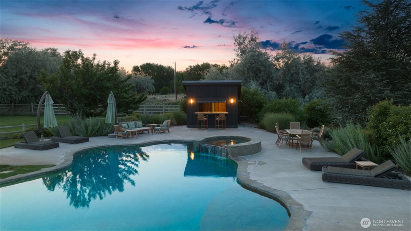 90705 N Yakima River Drive Property Photo 36