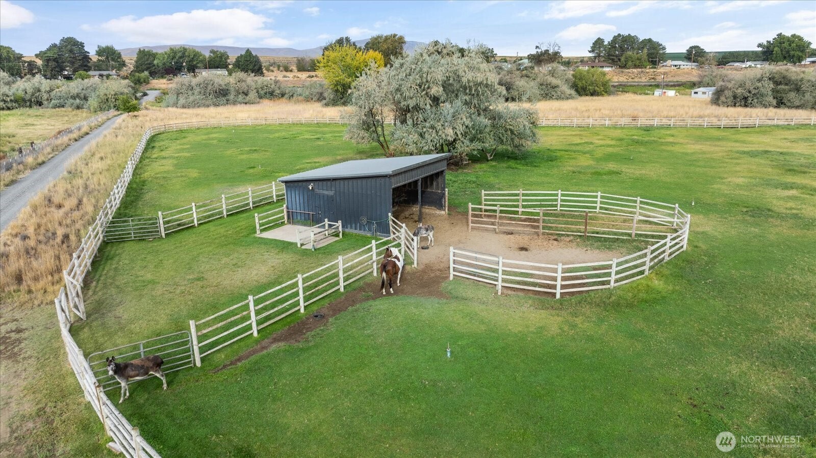 90705 N Yakima River Drive Property Photo 37