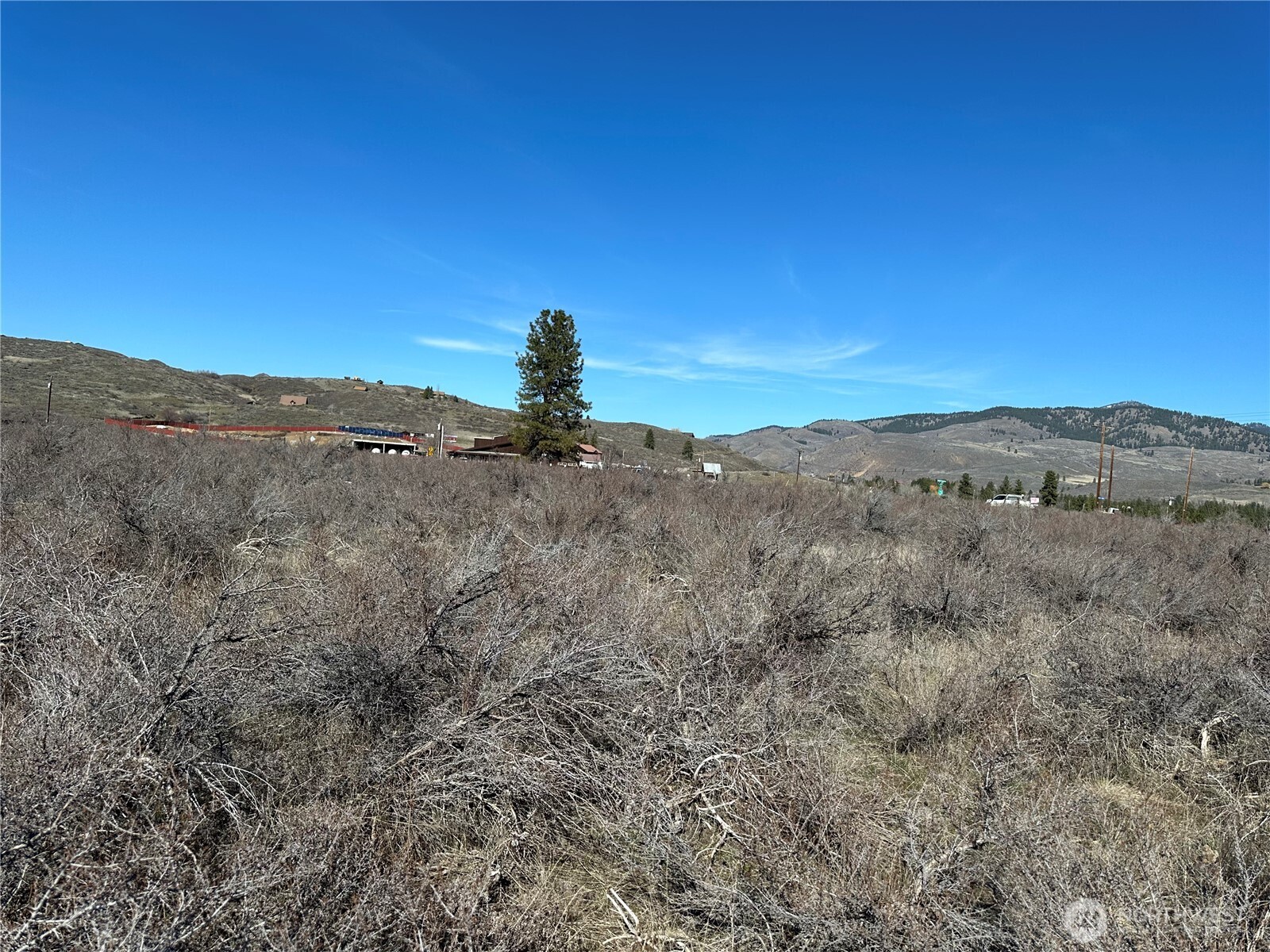 81 W Chewuch Road Property Photo 10