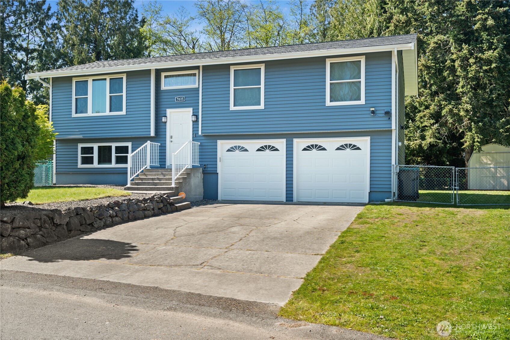 7025 Thebes Street Property Photo