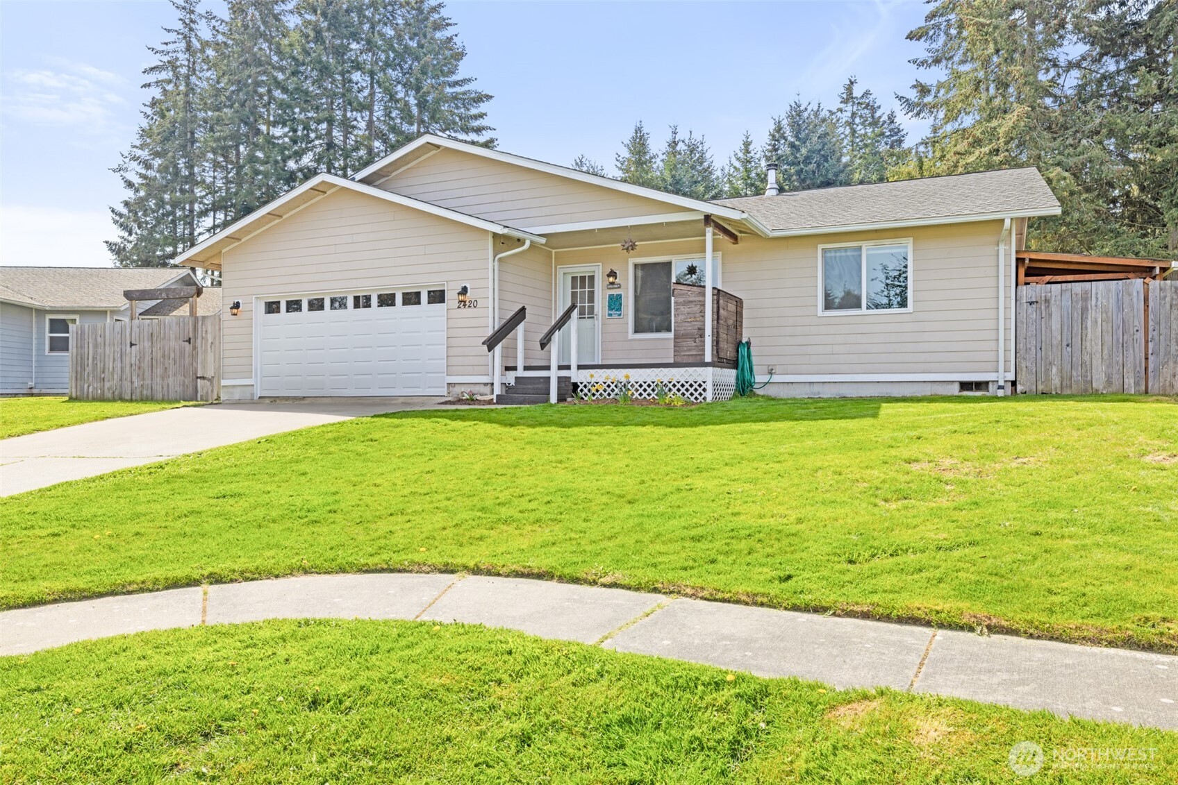 2420 Arbutus Lane Property Photo 1