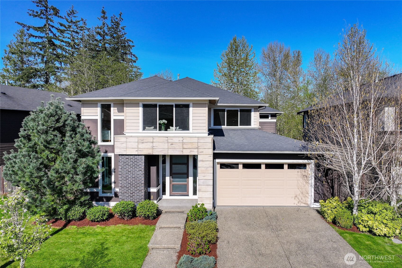 17002 40th Avenue Property Photo