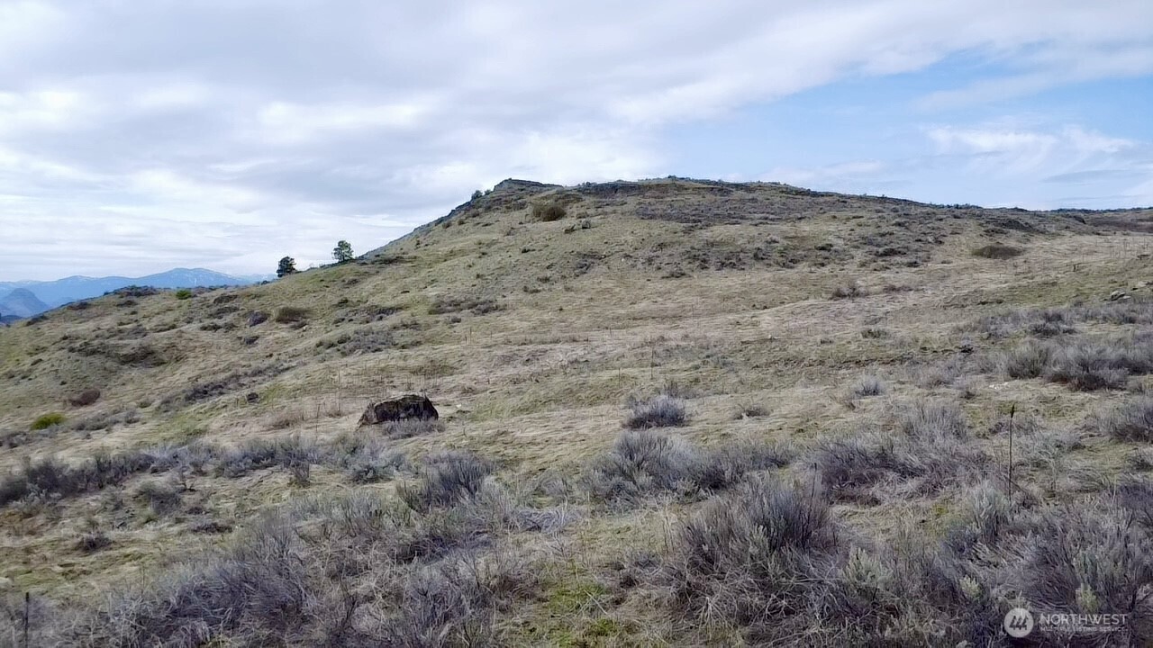 0 Overland Road Property Photo 2