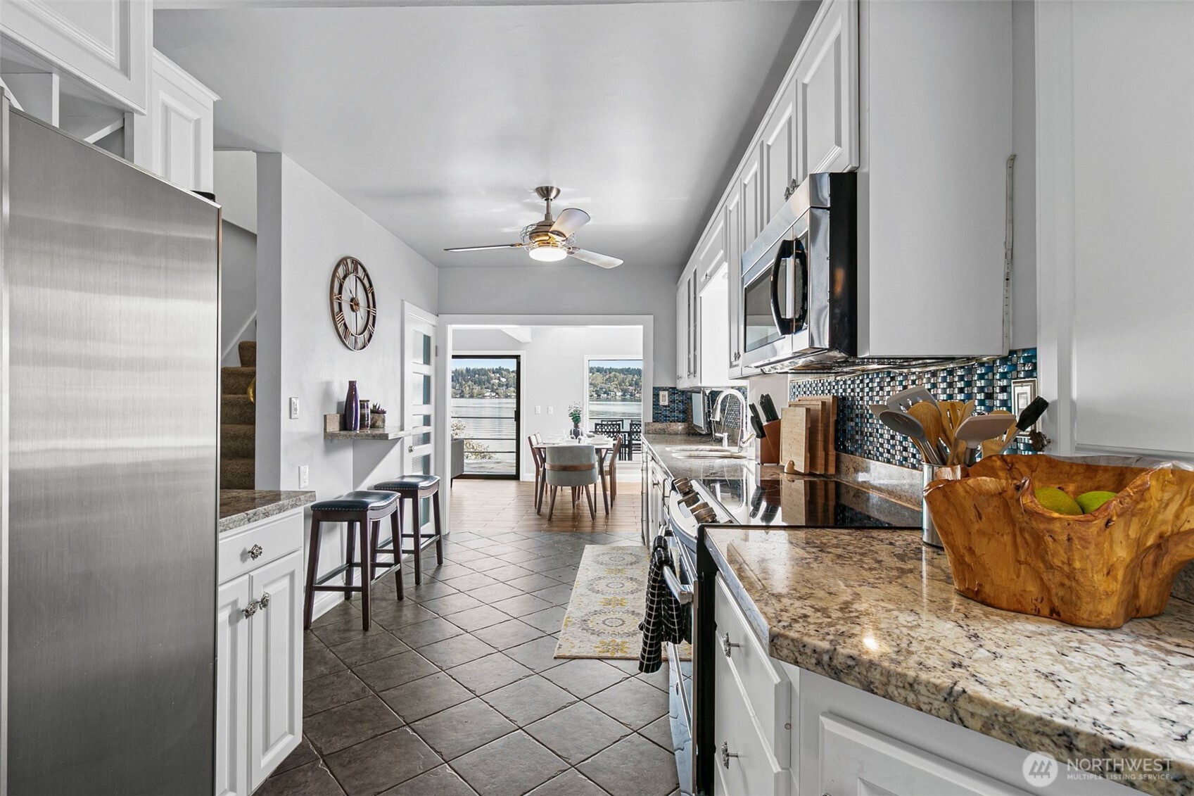 9750 Rainier Avenue Property Photo 9