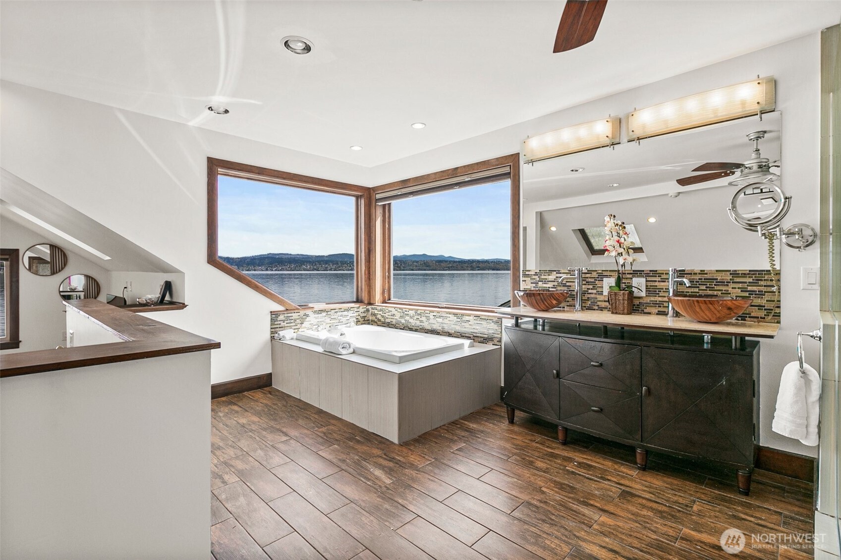 9750 Rainier Avenue Property Photo 21