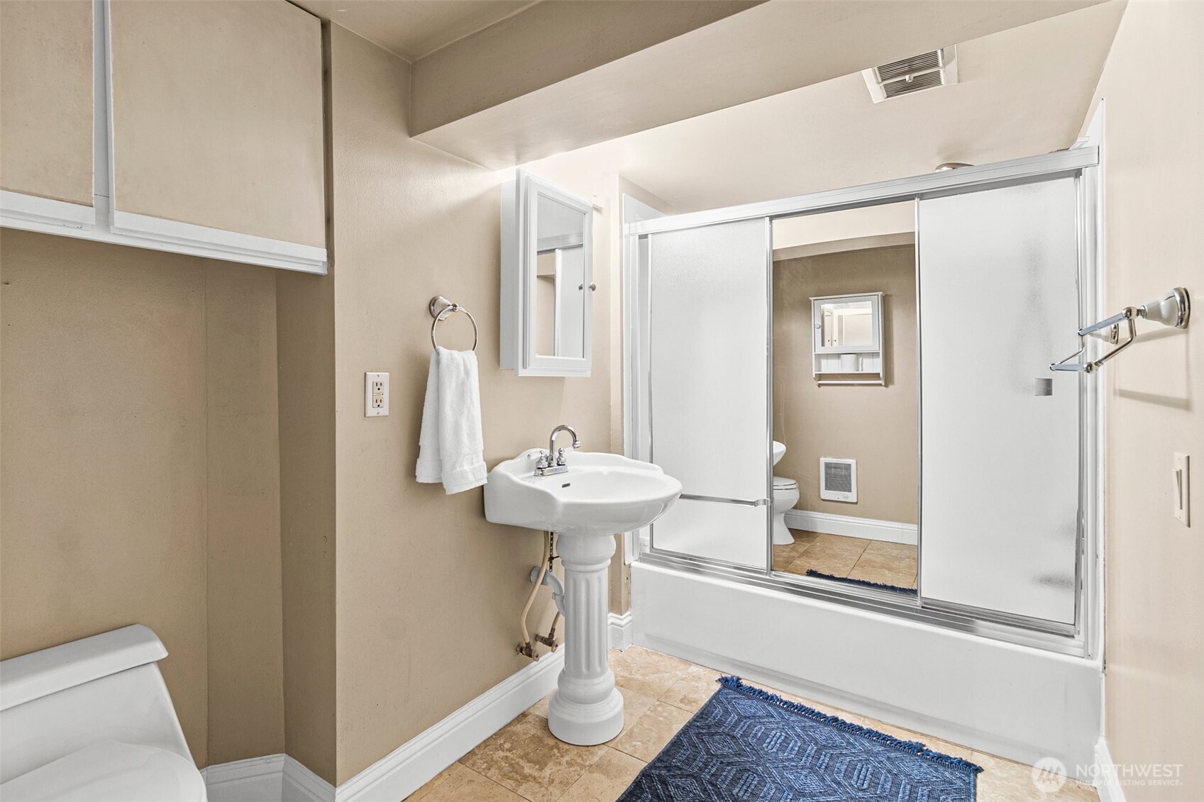 9750 Rainier Avenue Property Photo 27