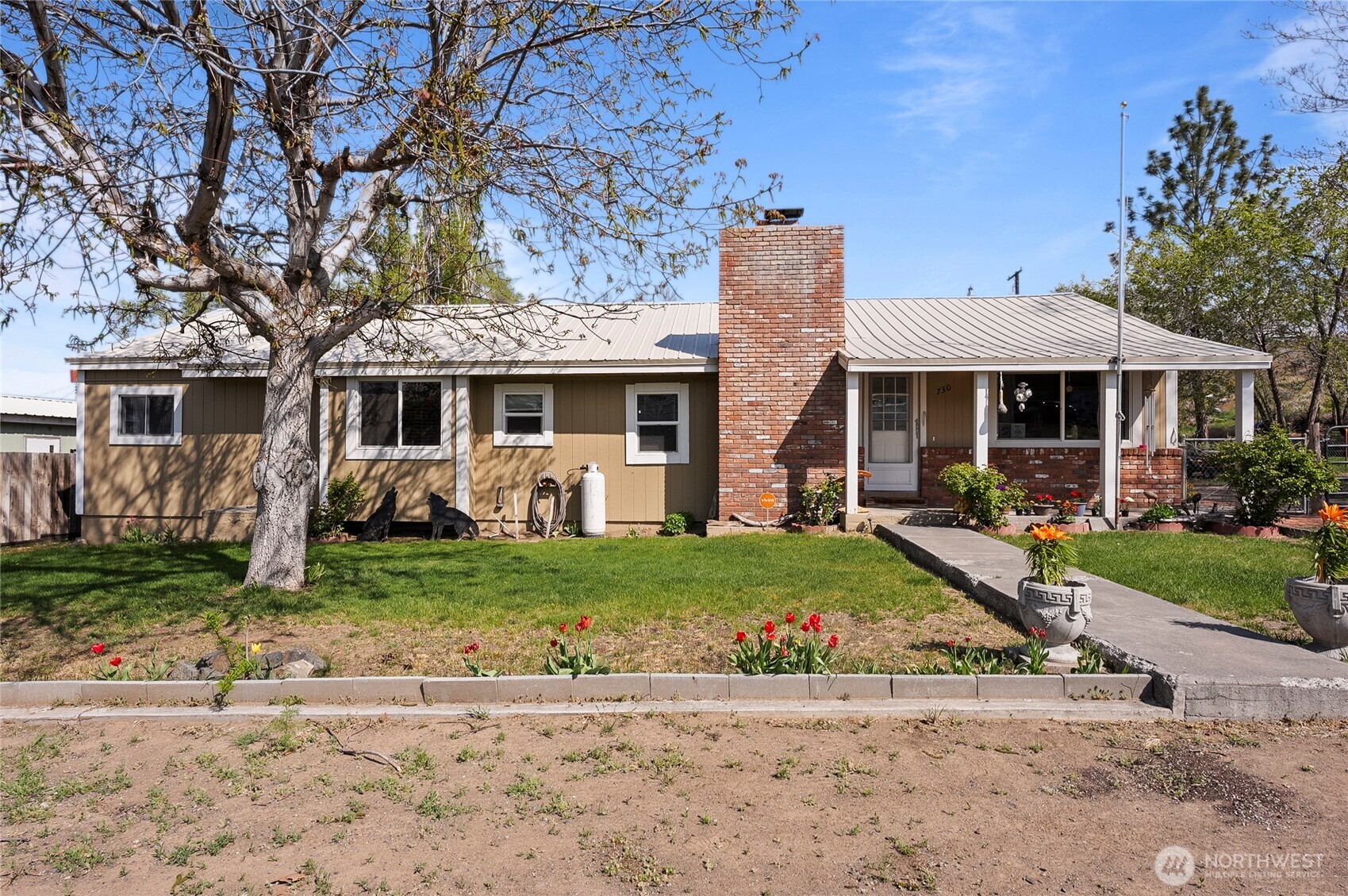 730 2nd Avenue Property Photo