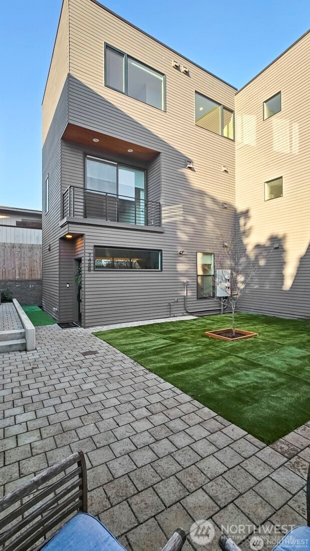 748 N 96th Street B Property Photo