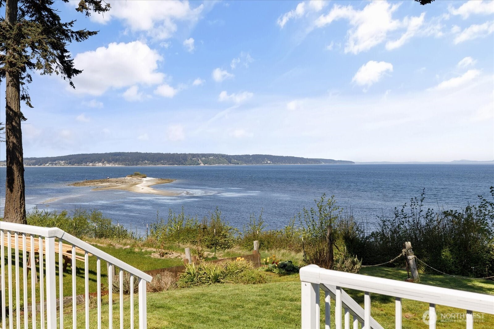 Baby Island Real Estate Listings Main Image