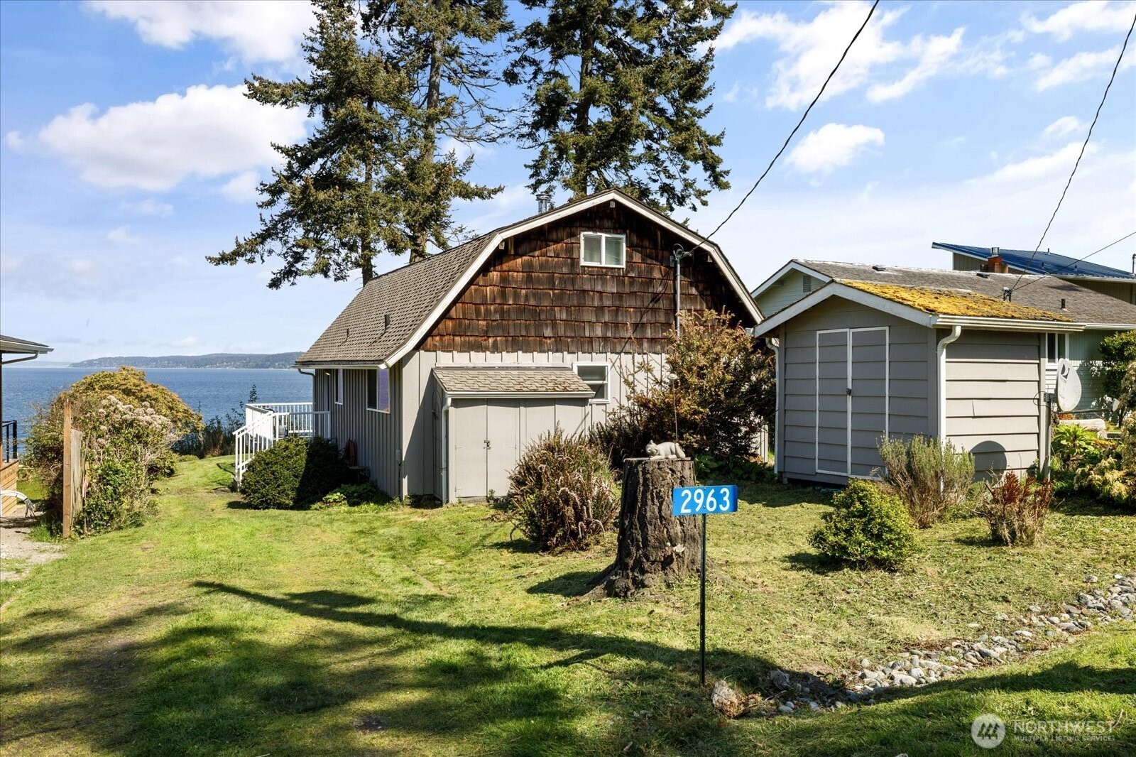 2963 Saratoga Road Property Photo 4