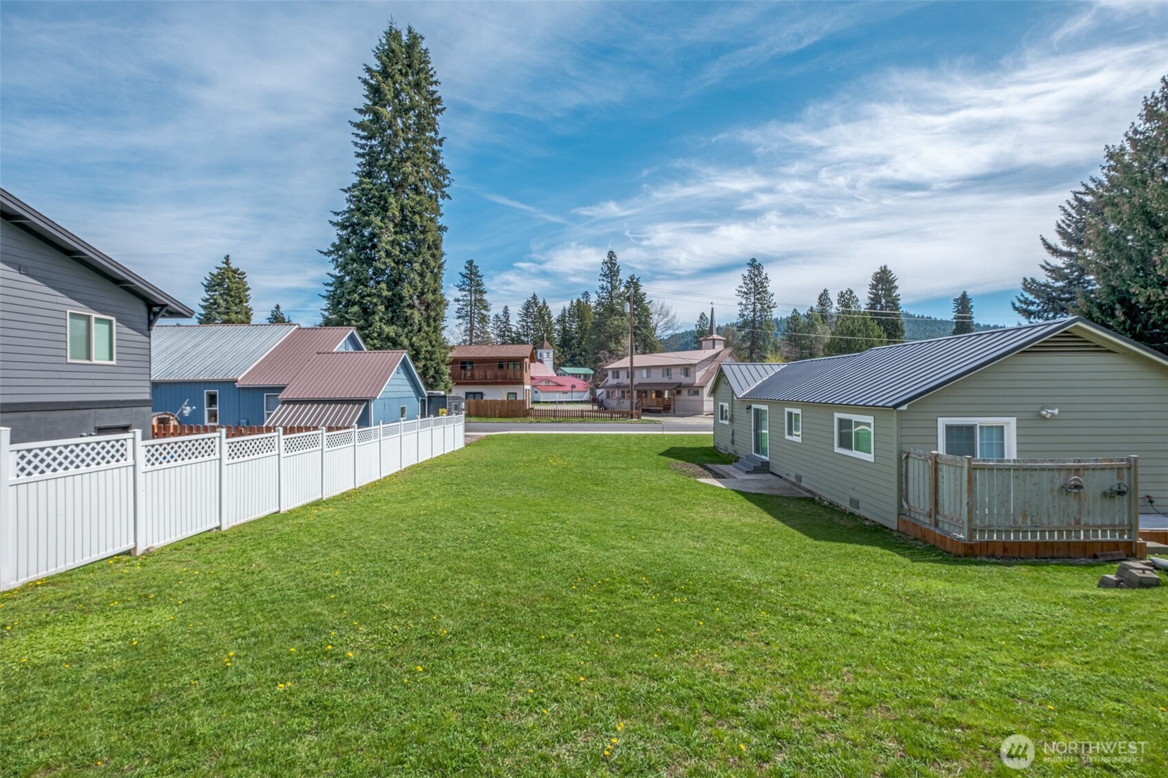 1 Ski Hill Drive Property Photo 2