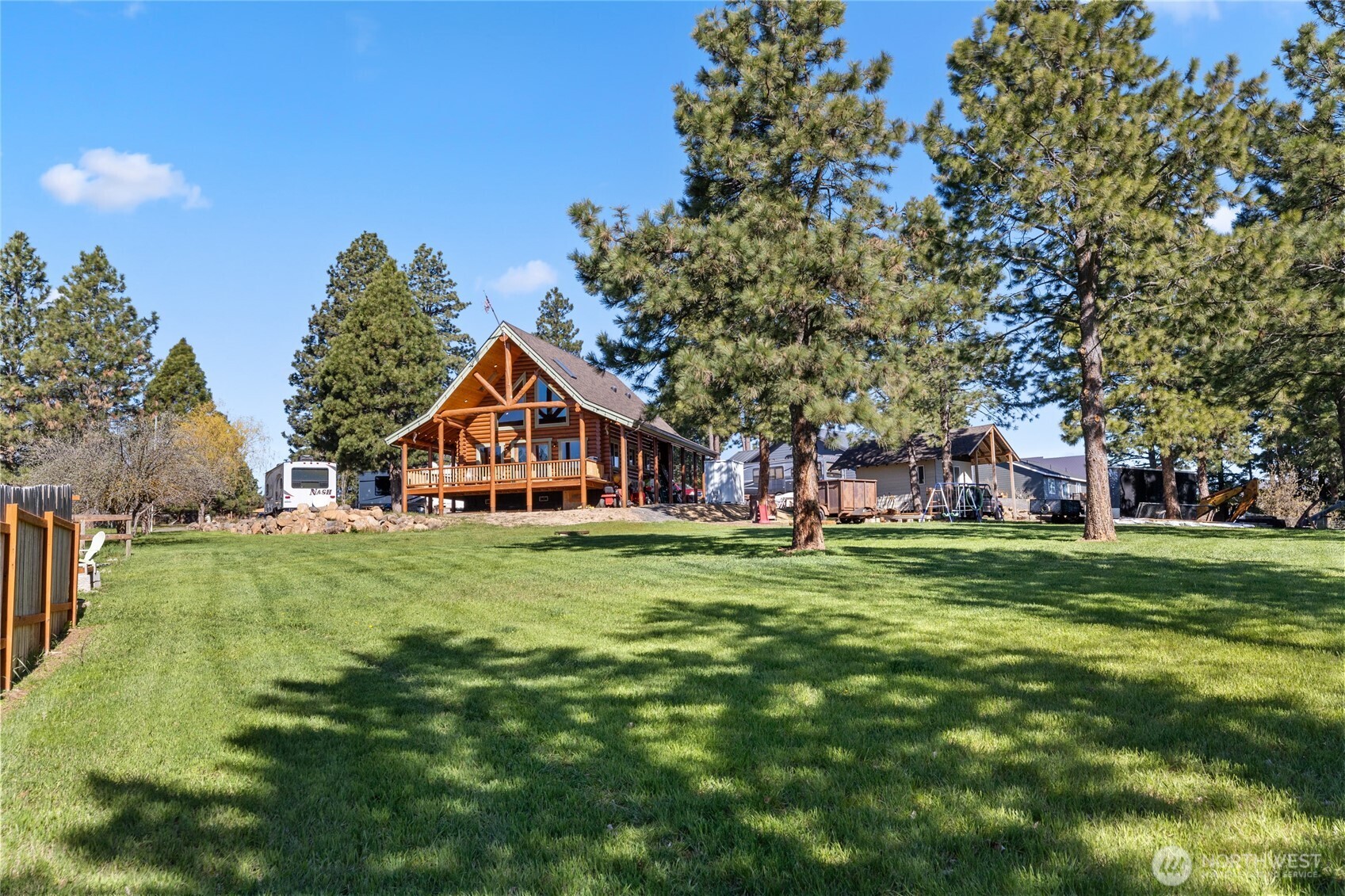351 Ridge Loop Road Property Photo 4