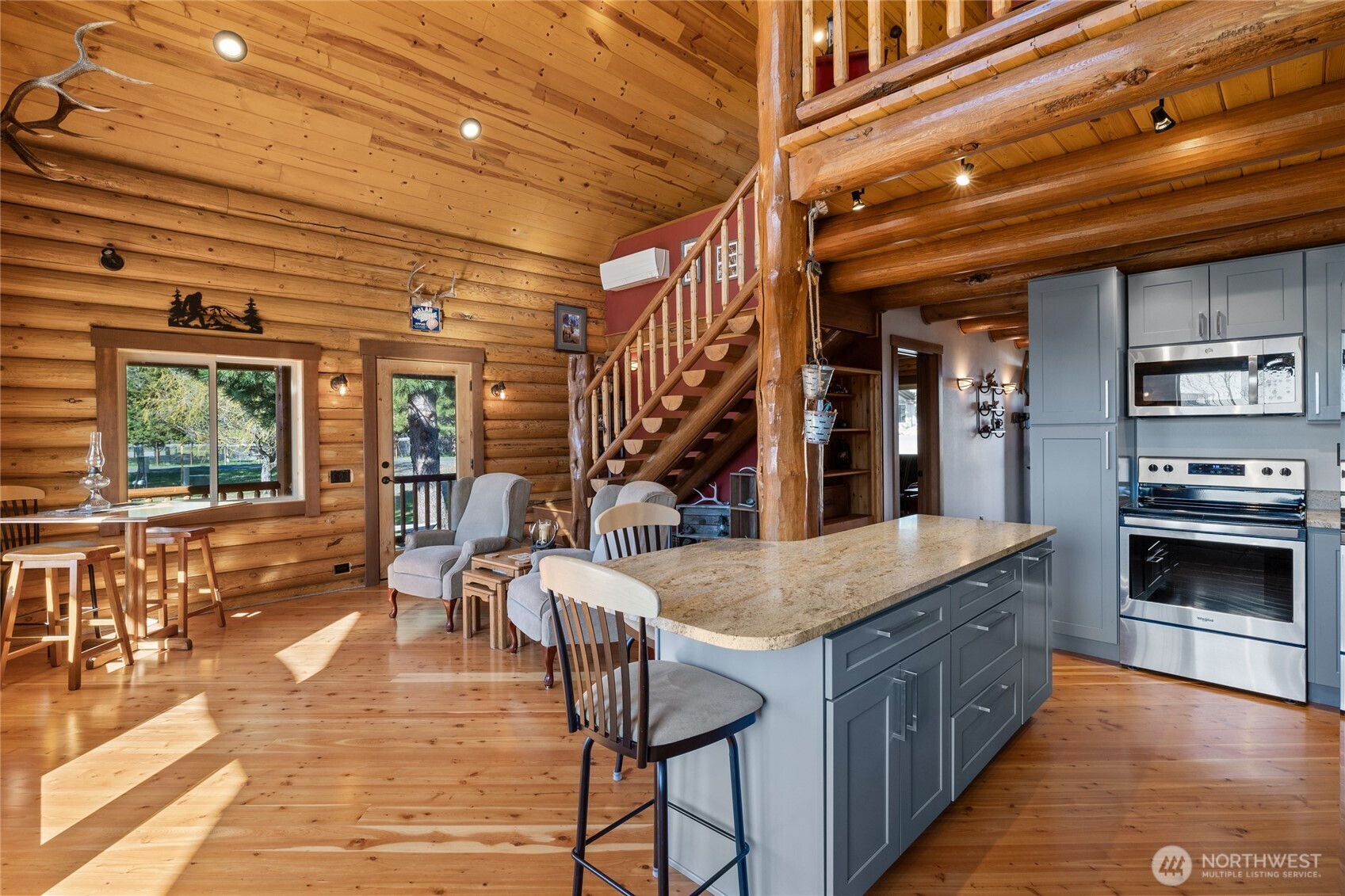 351 Ridge Loop Road Property Photo 15