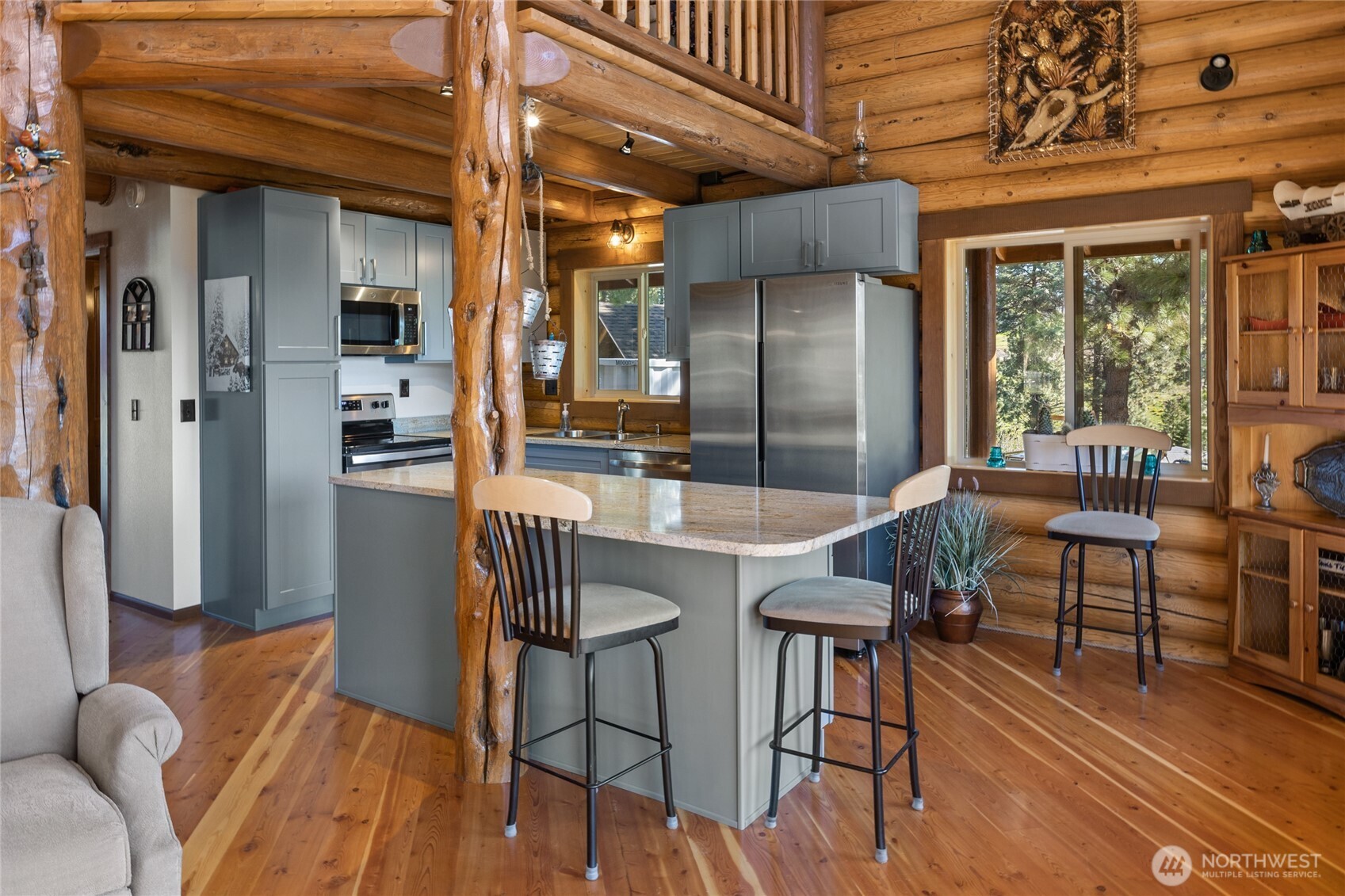 351 Ridge Loop Road Property Photo 16