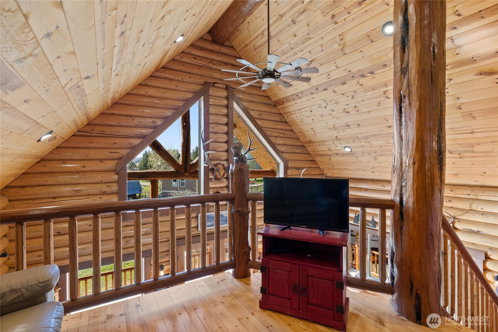 351 Ridge Loop Road Property Photo 24