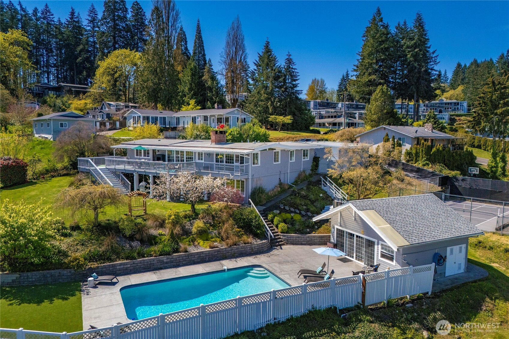 1 Gig Harbor Real Estate Listings Main Image