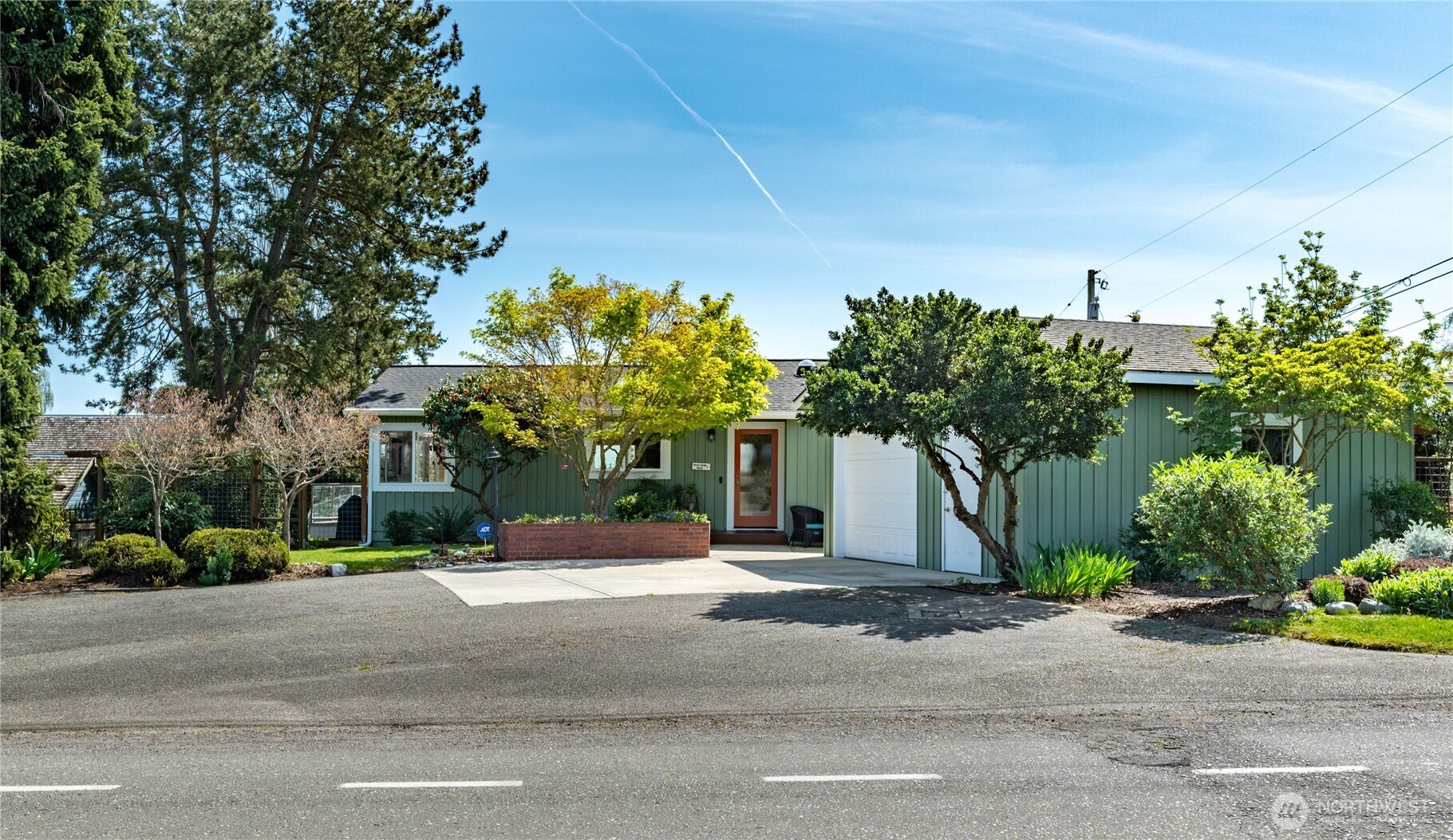 633 Blaine Street Property Photo 1
