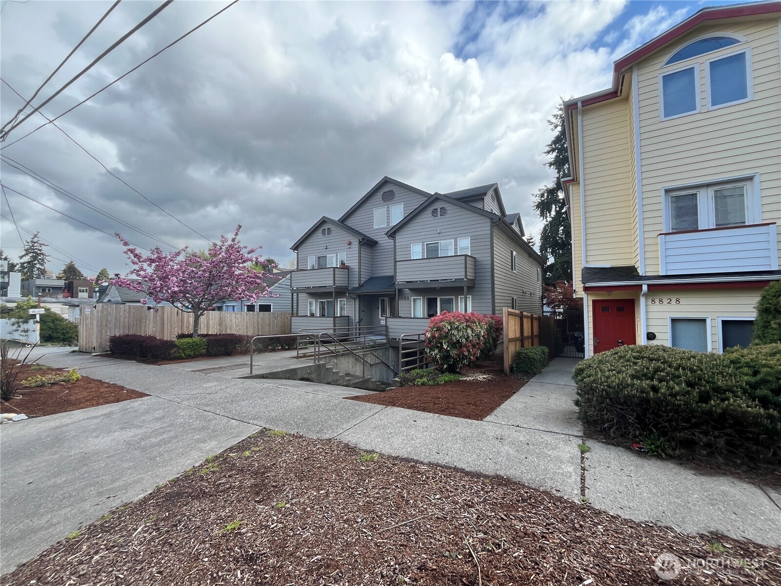 8830 Nesbit Avenue Property Photo