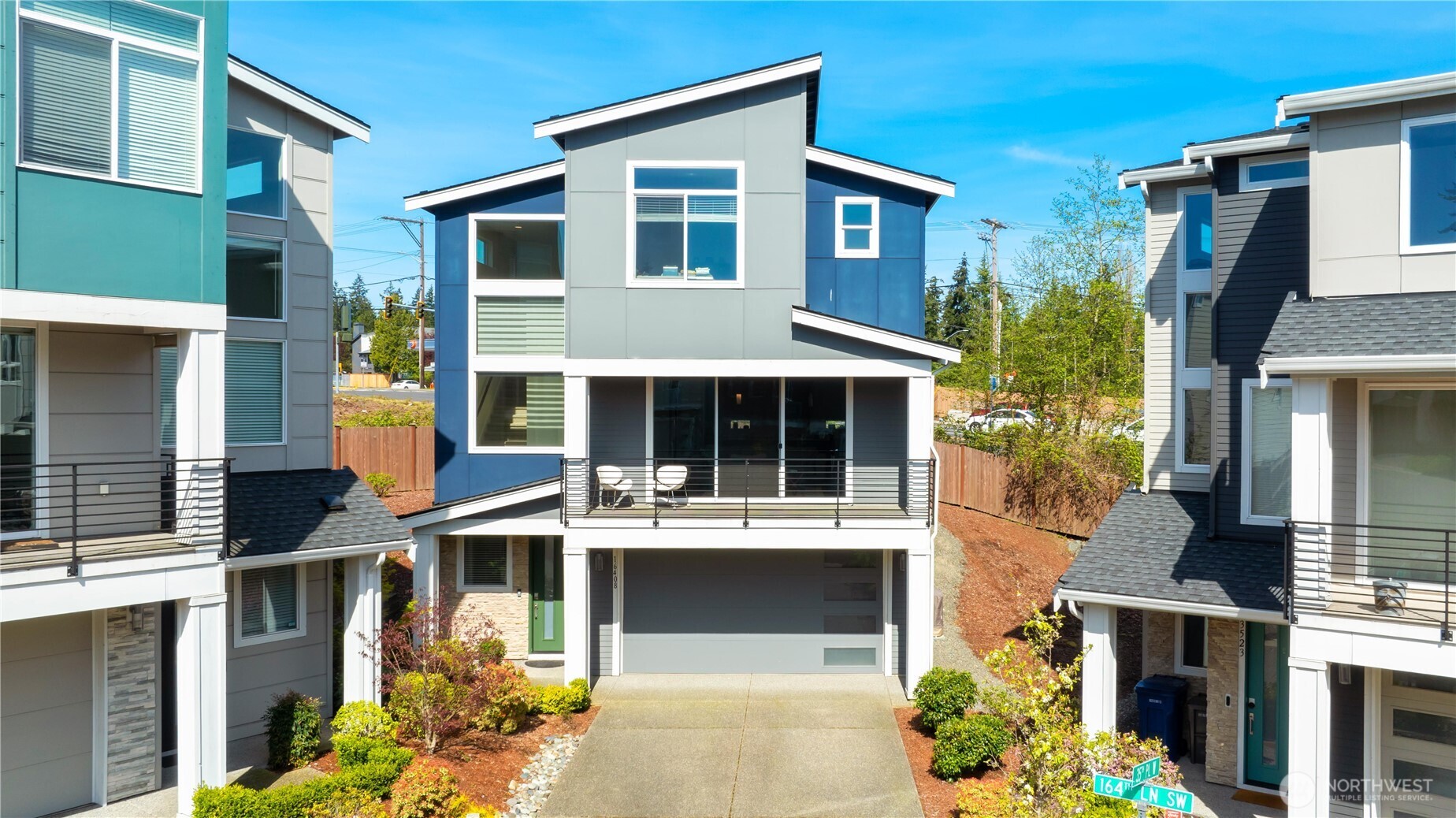 16408 35th Place Property Photo