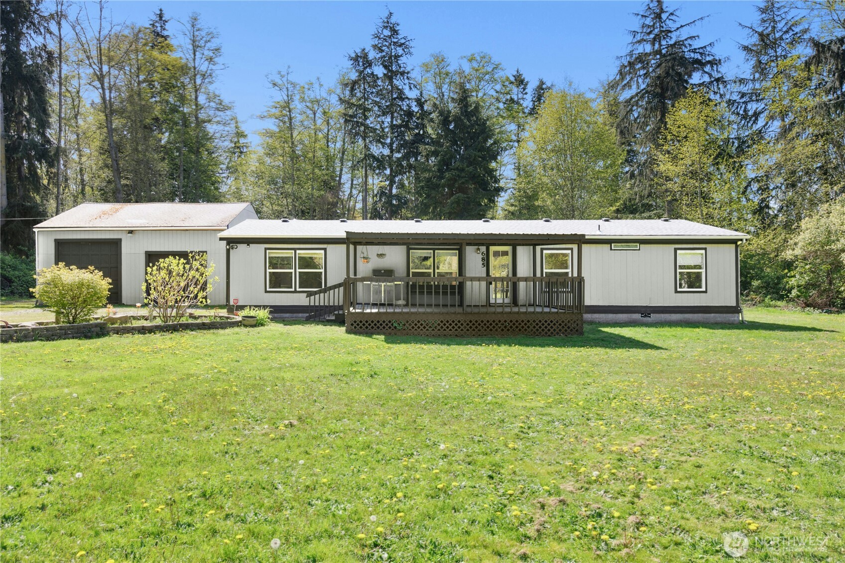 685 Tidewater Road Property Photo 1