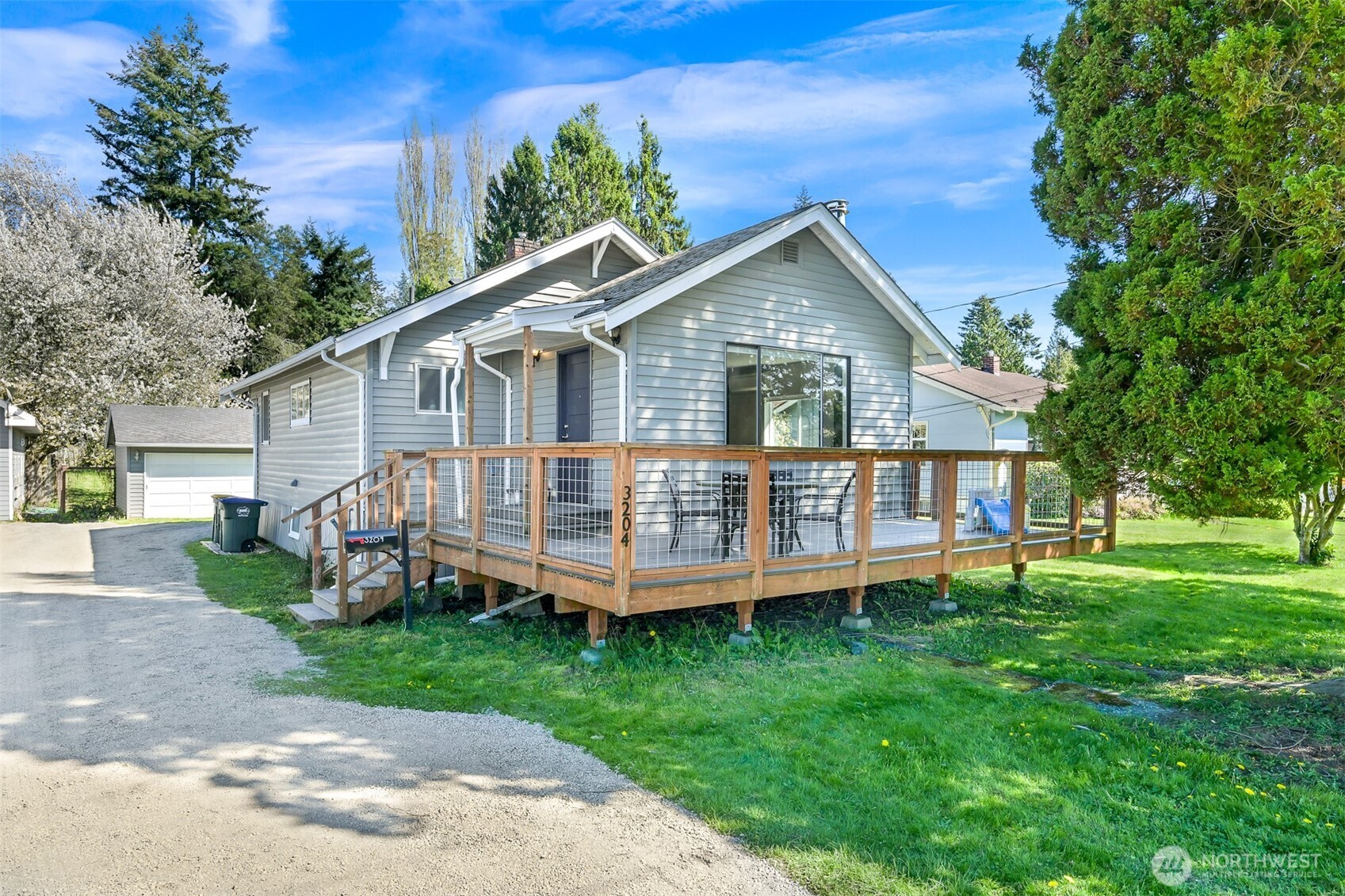 3204 Peabody Street Property Photo