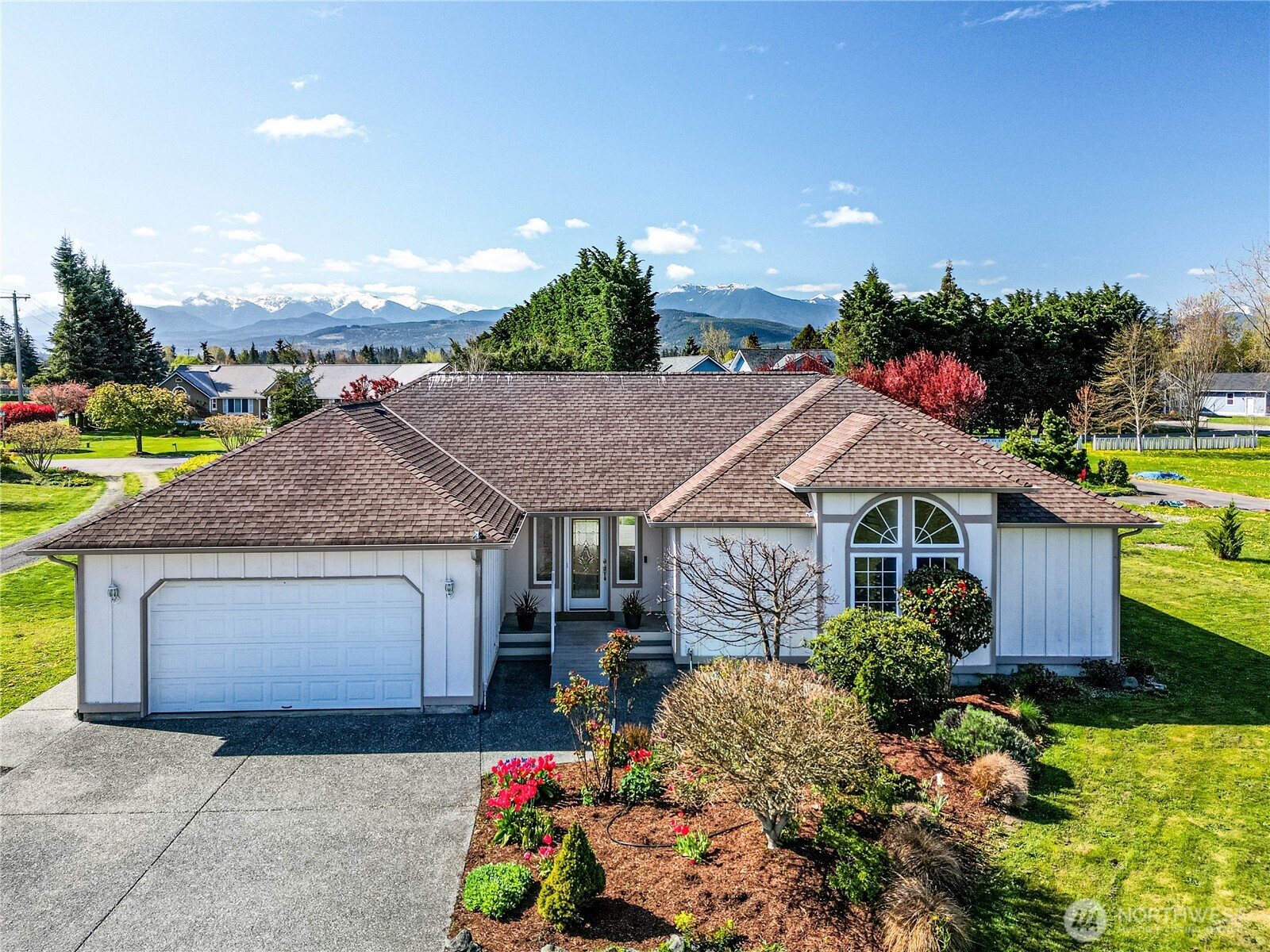 10 Donaper Road Property Photo