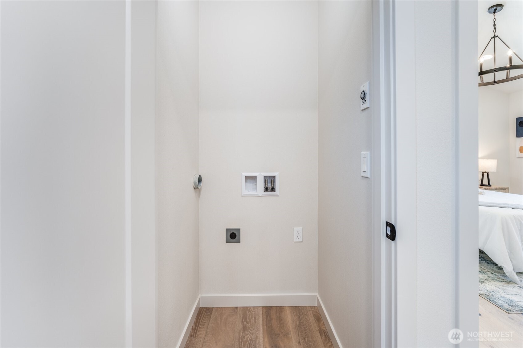 12522 2nd Avenue Property Photo 18