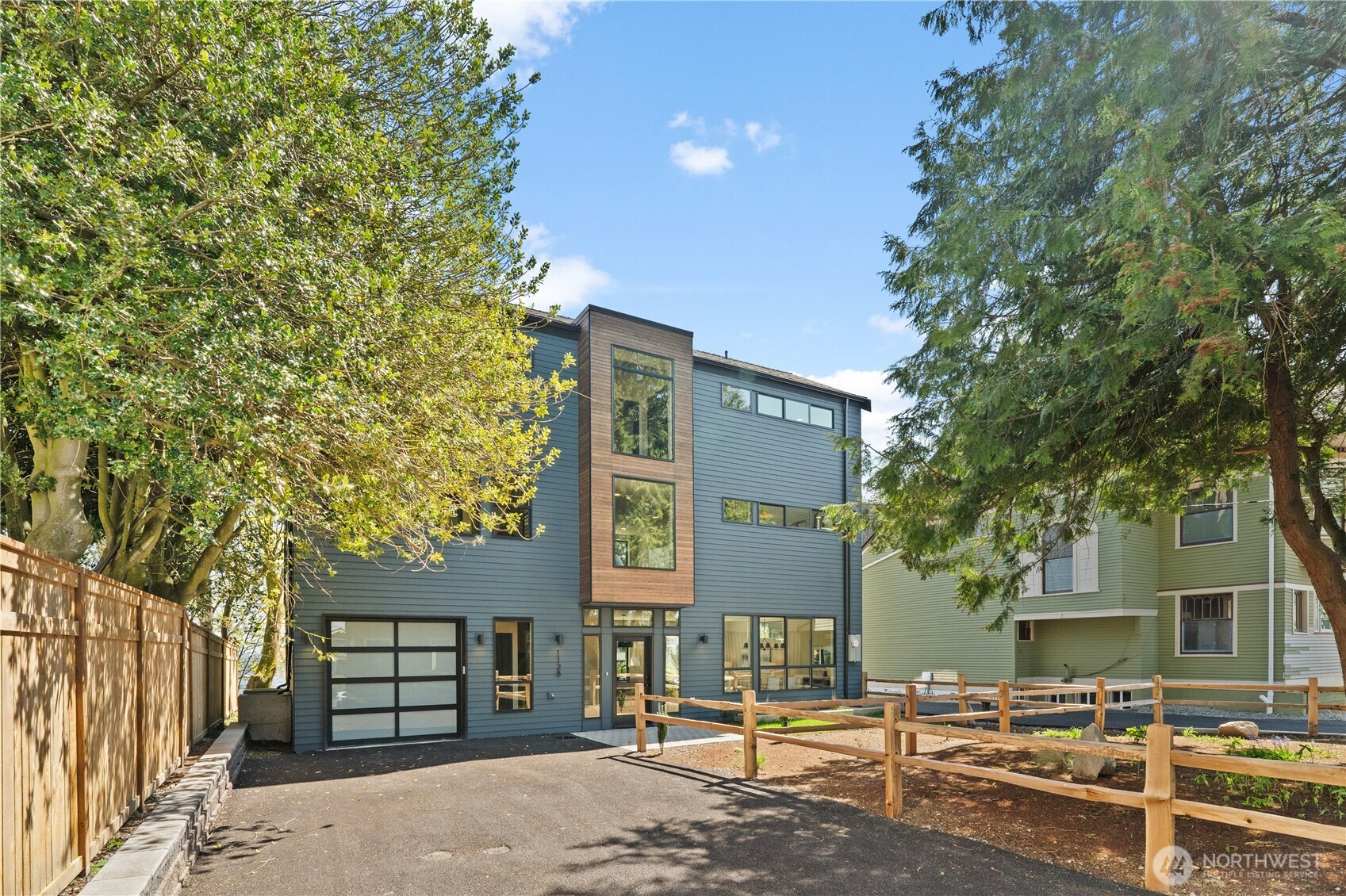 1128 31st Avenue Property Photo 1