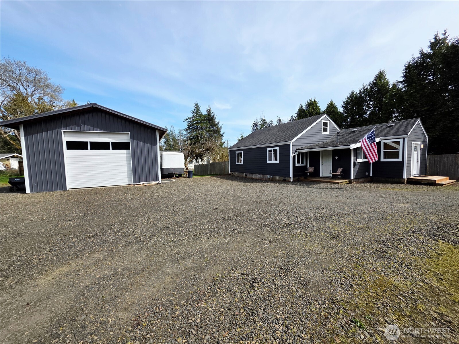 6818 Olympic Highway Property Photo 1
