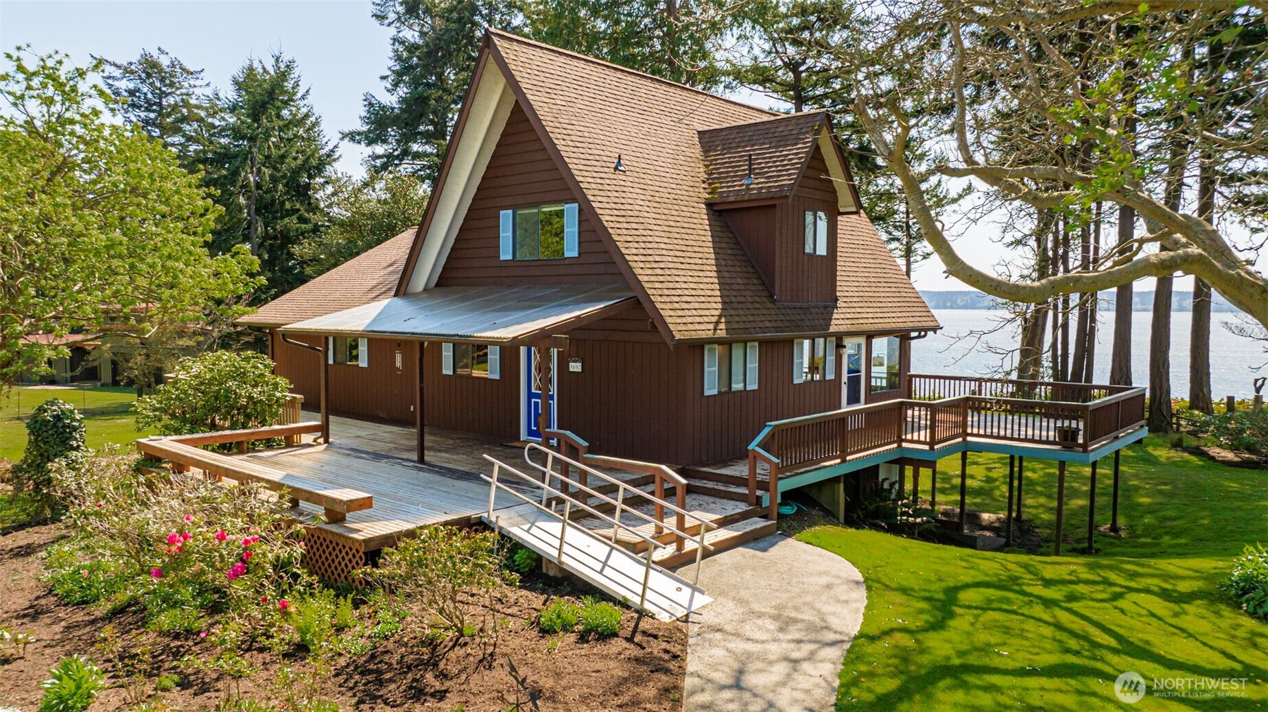 3692 S Camano Drive Property Photo 1