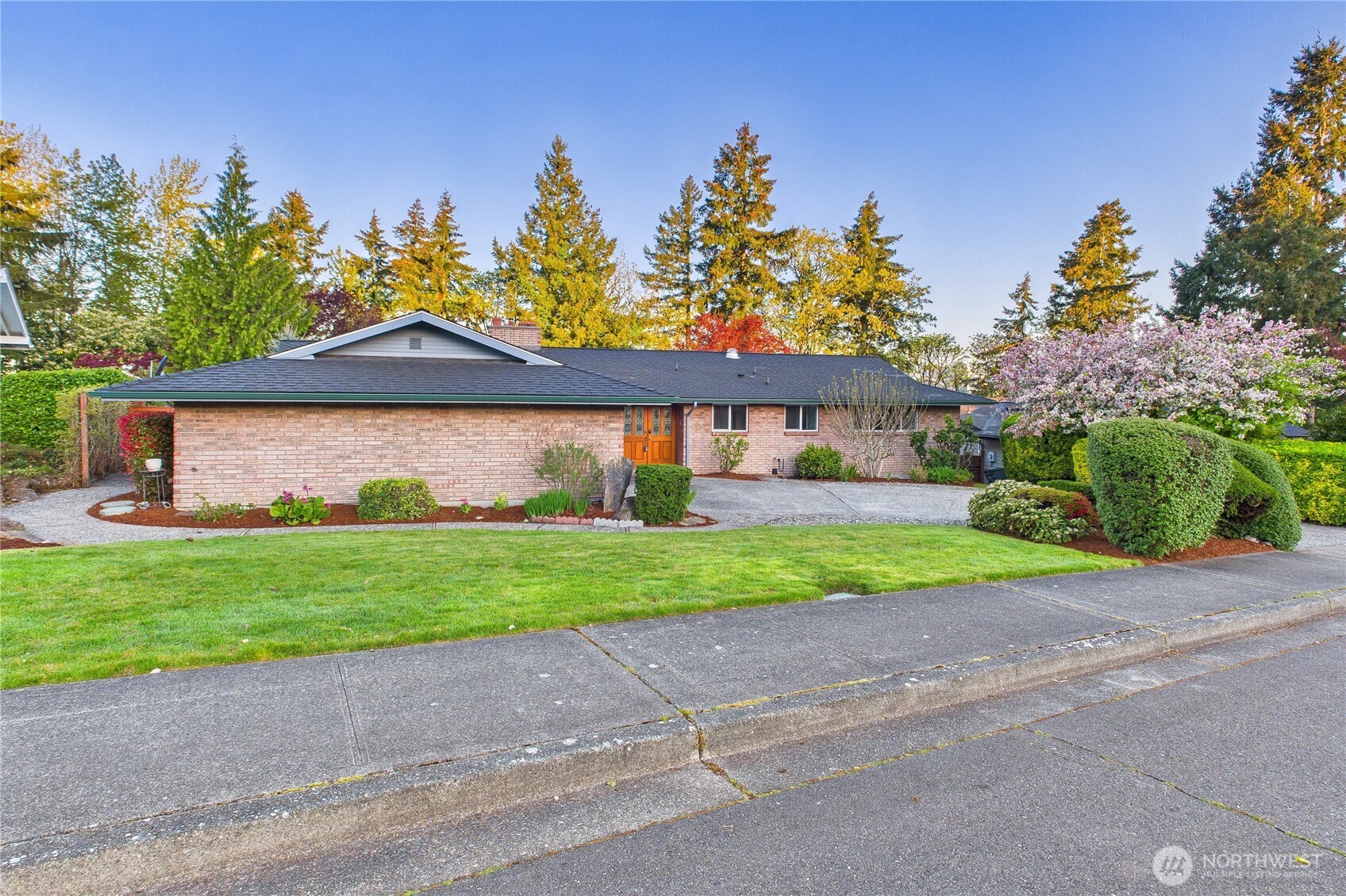 1323 121st Avenue Property Photo