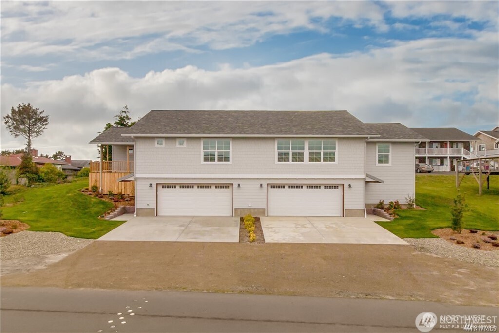 1401 Ocean Beach Boulevard A & B Property Photo 1