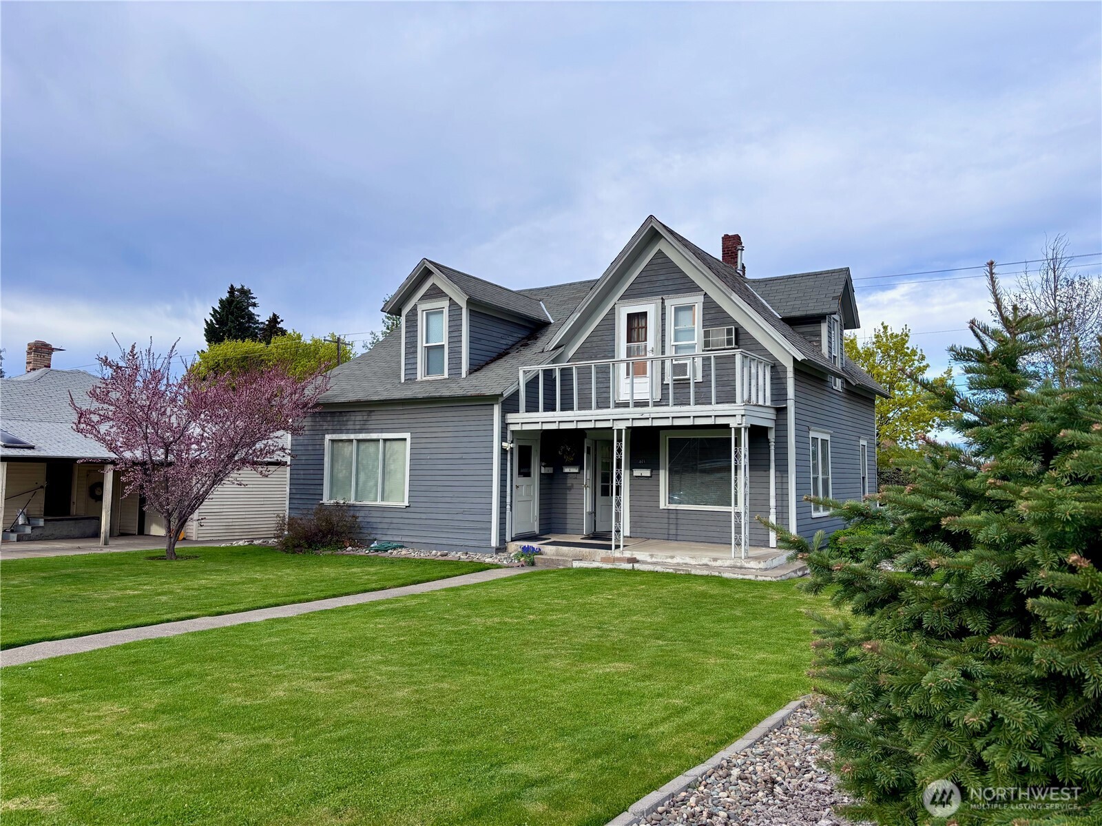 411 N Sampson Street Property Photo