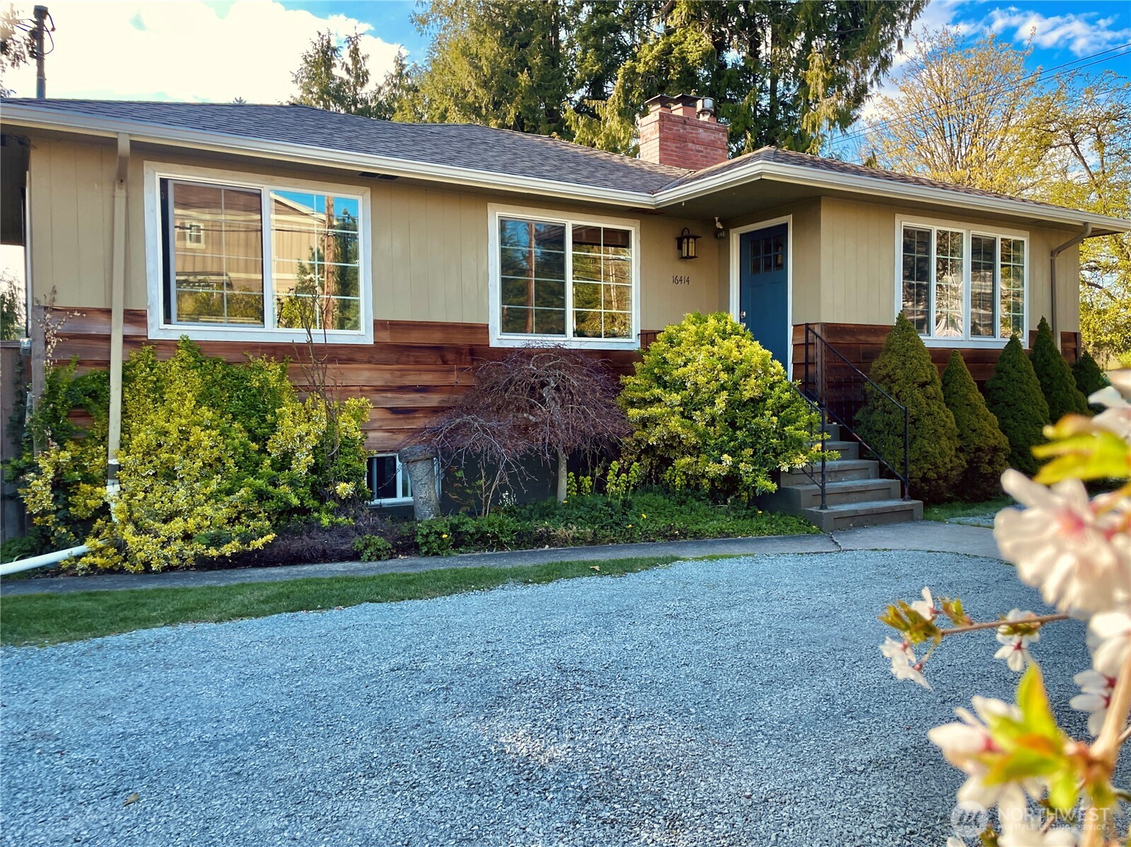 16414 48th Avenue Property Photo