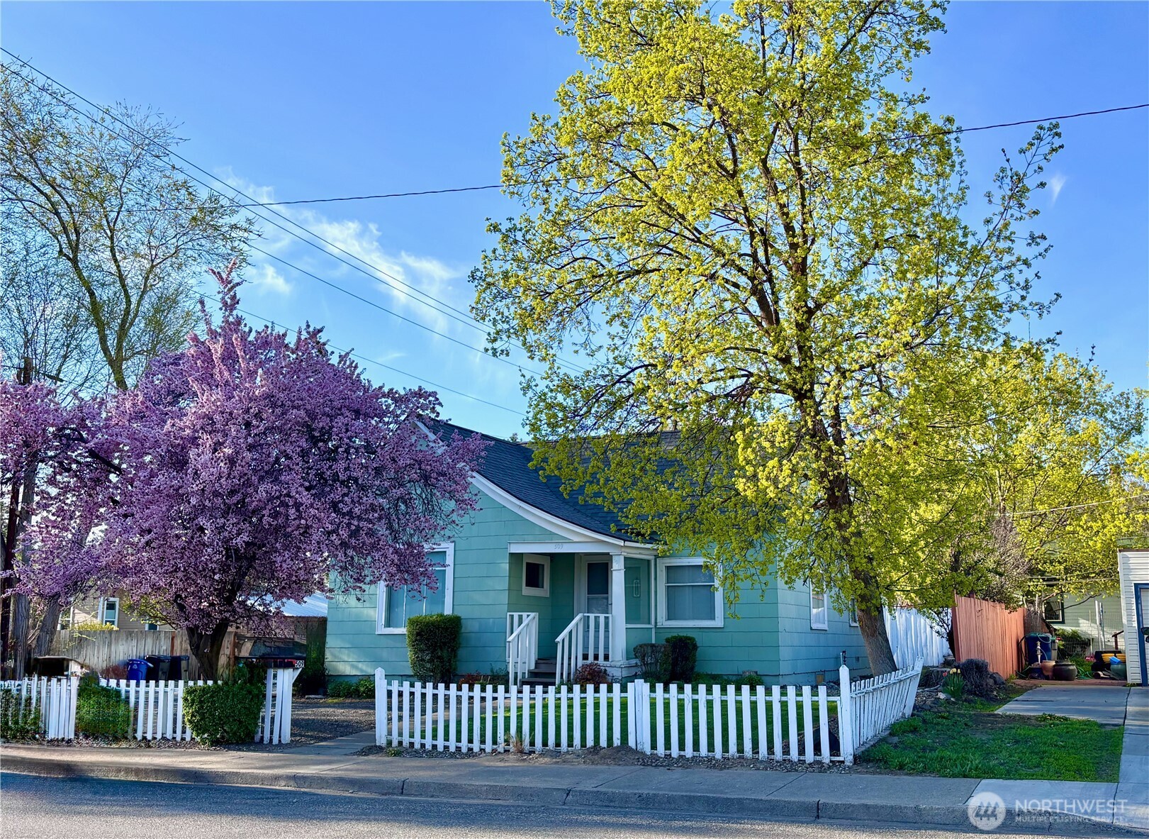 509 E 5th Avenue Property Photo