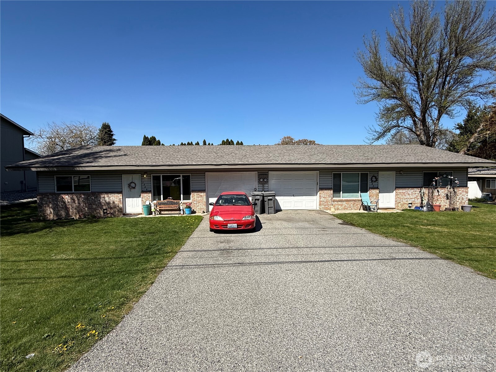 1702 Washington Street Property Photo 1