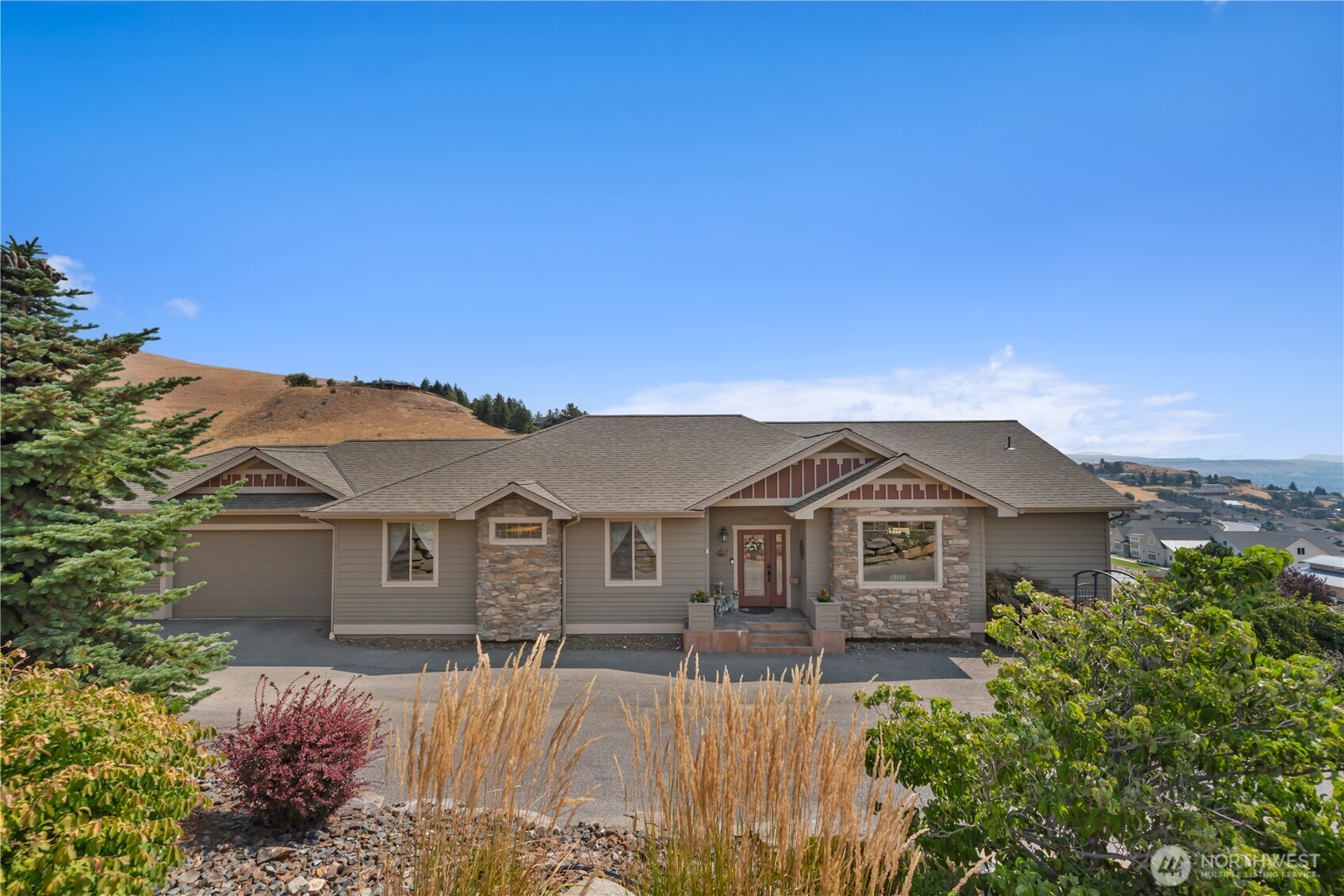 4155 Crestview Road Property Photo 1