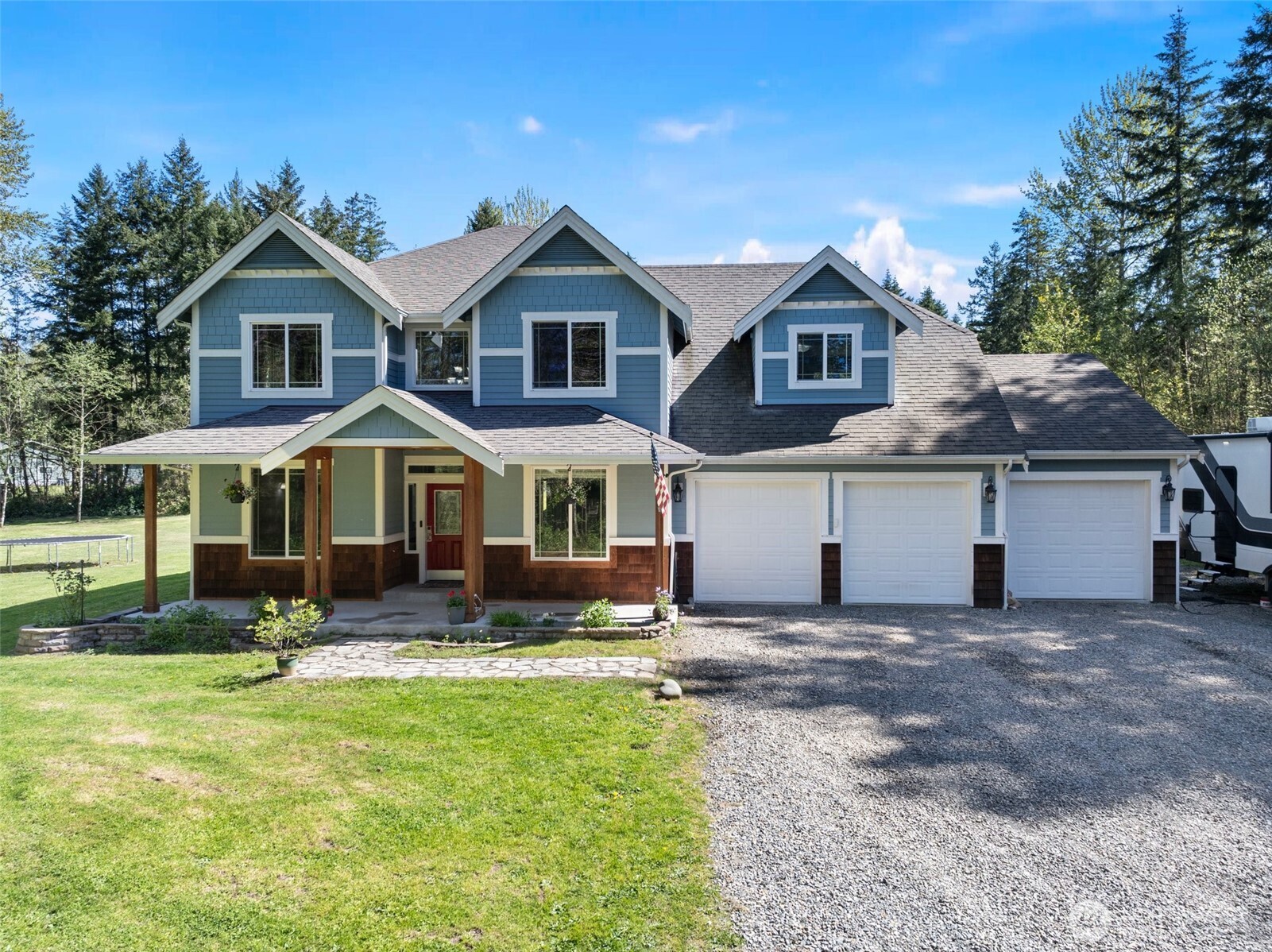 121 Harts Lake Real Estate Listings Main Image