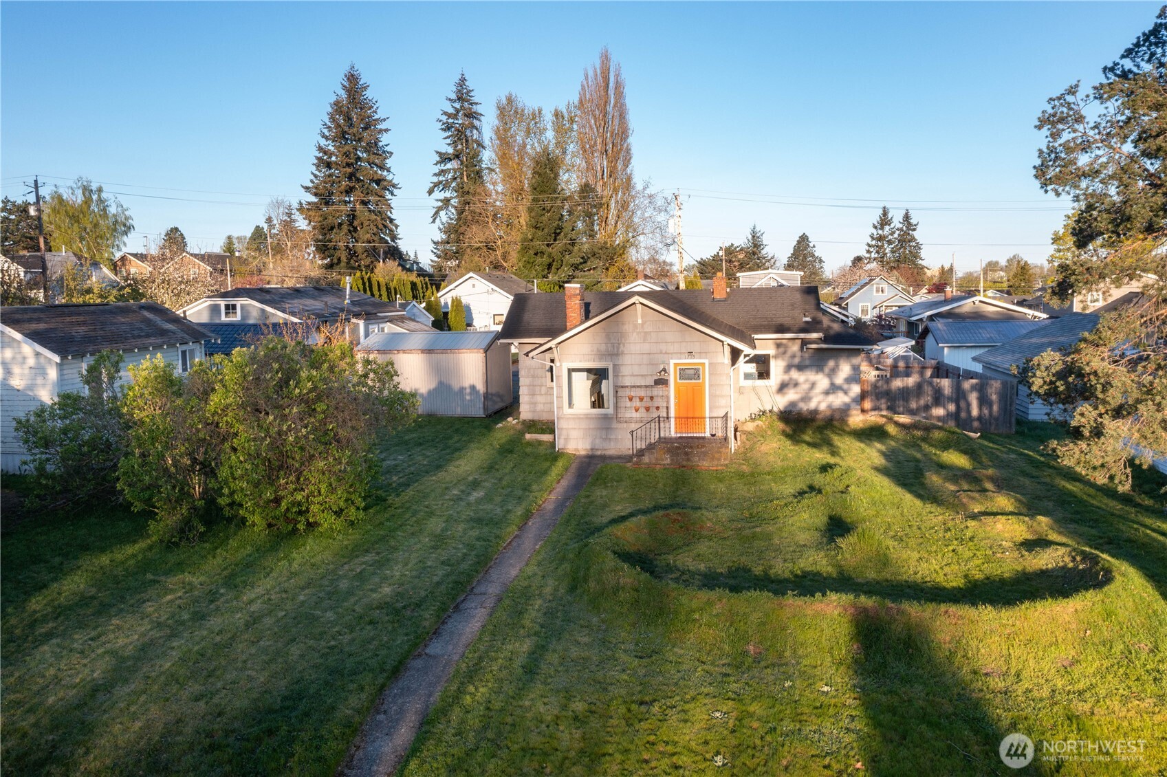 1715 King Street Property Photo