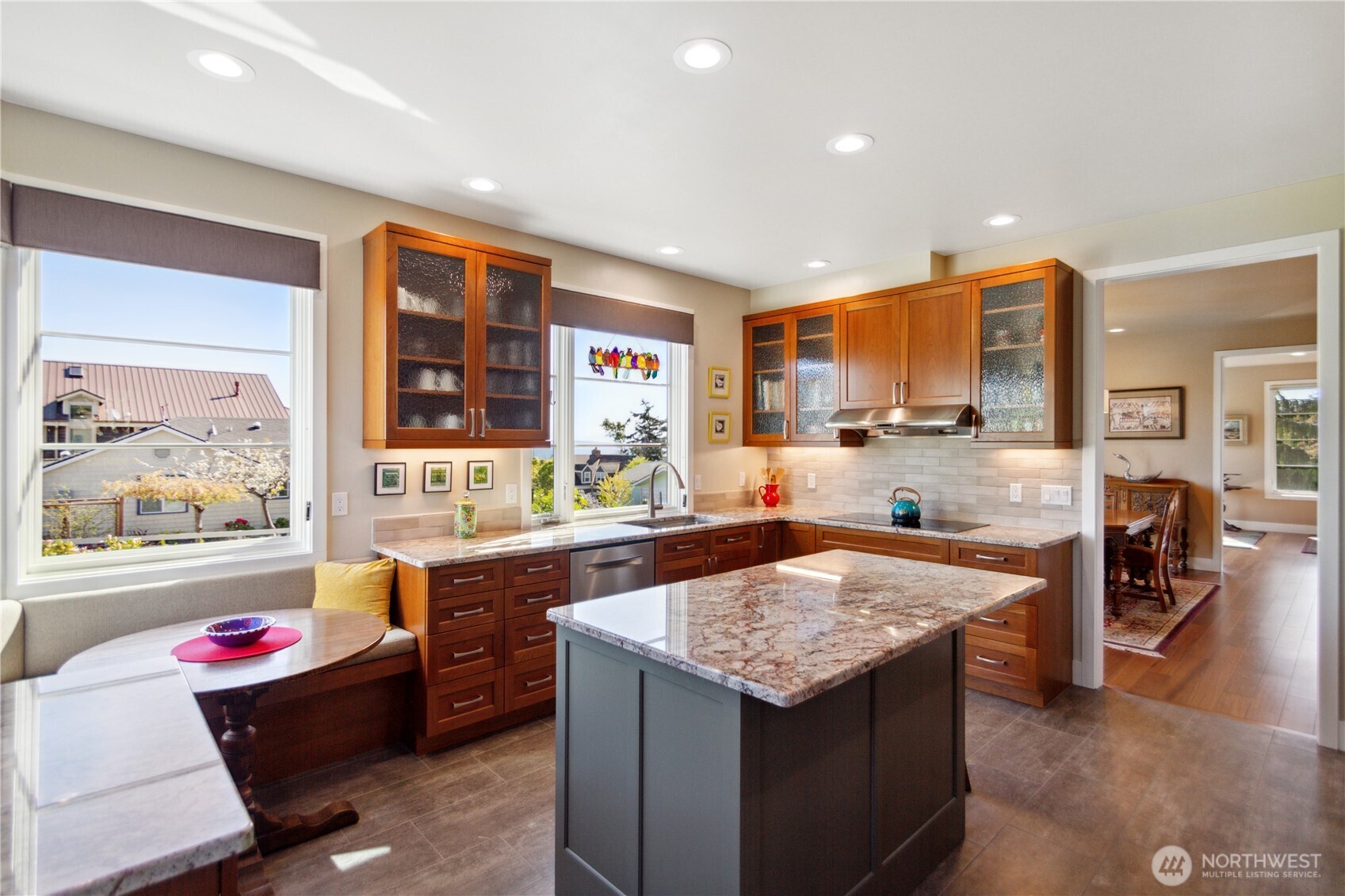 504 Foster Street Property Photo 14