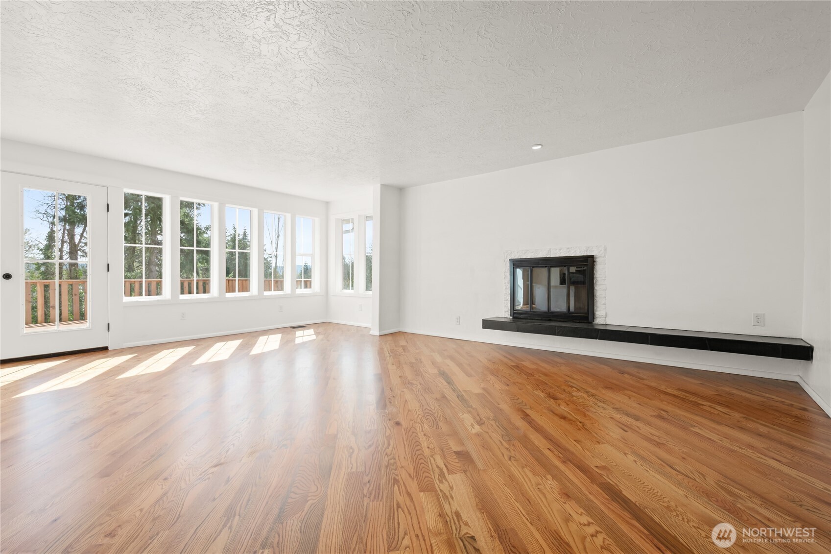 1006 Cowlitz Way Property Photo 6